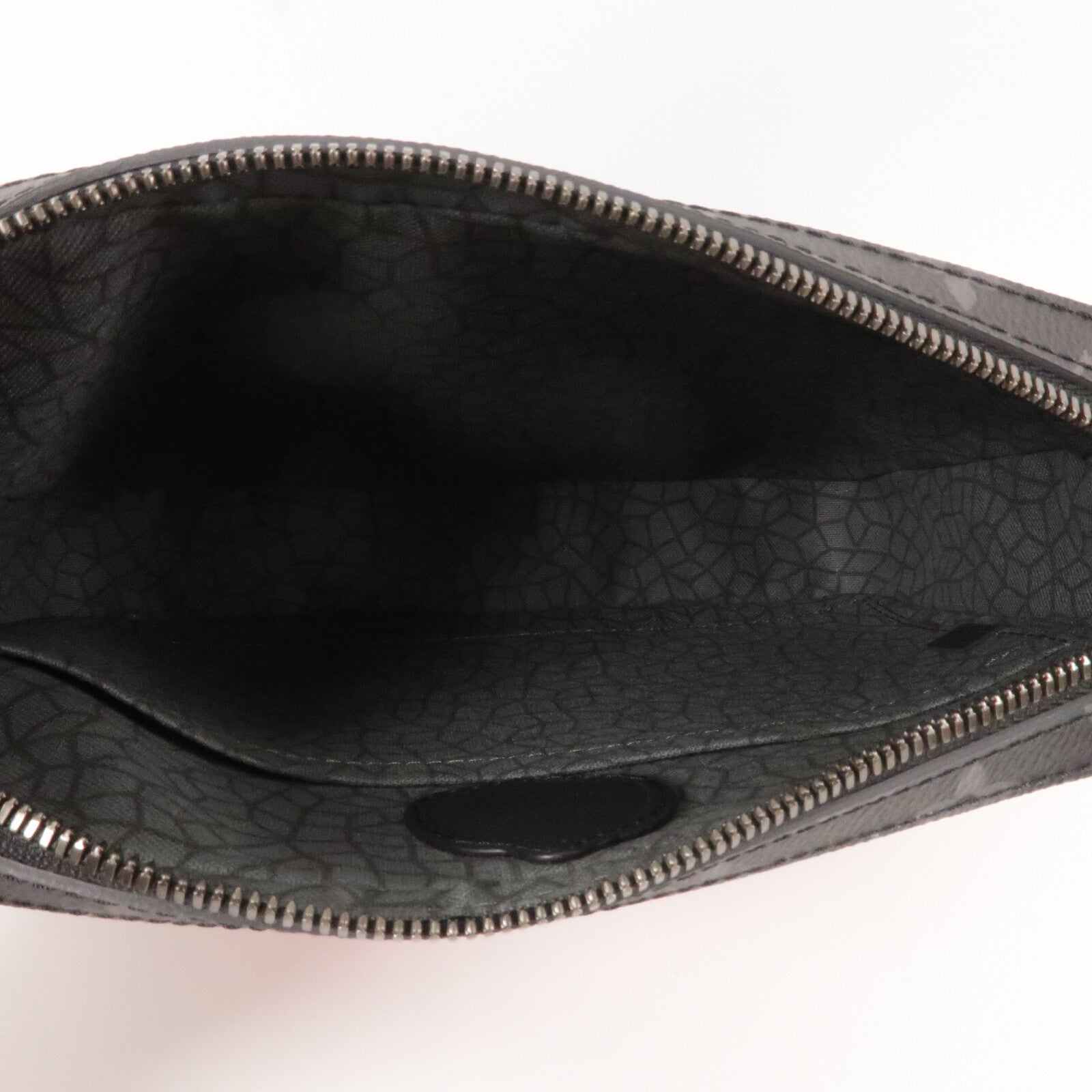 LOUIS VUITTON Monogram Eclipse YK x Trio Messenger銀扣肩背袋