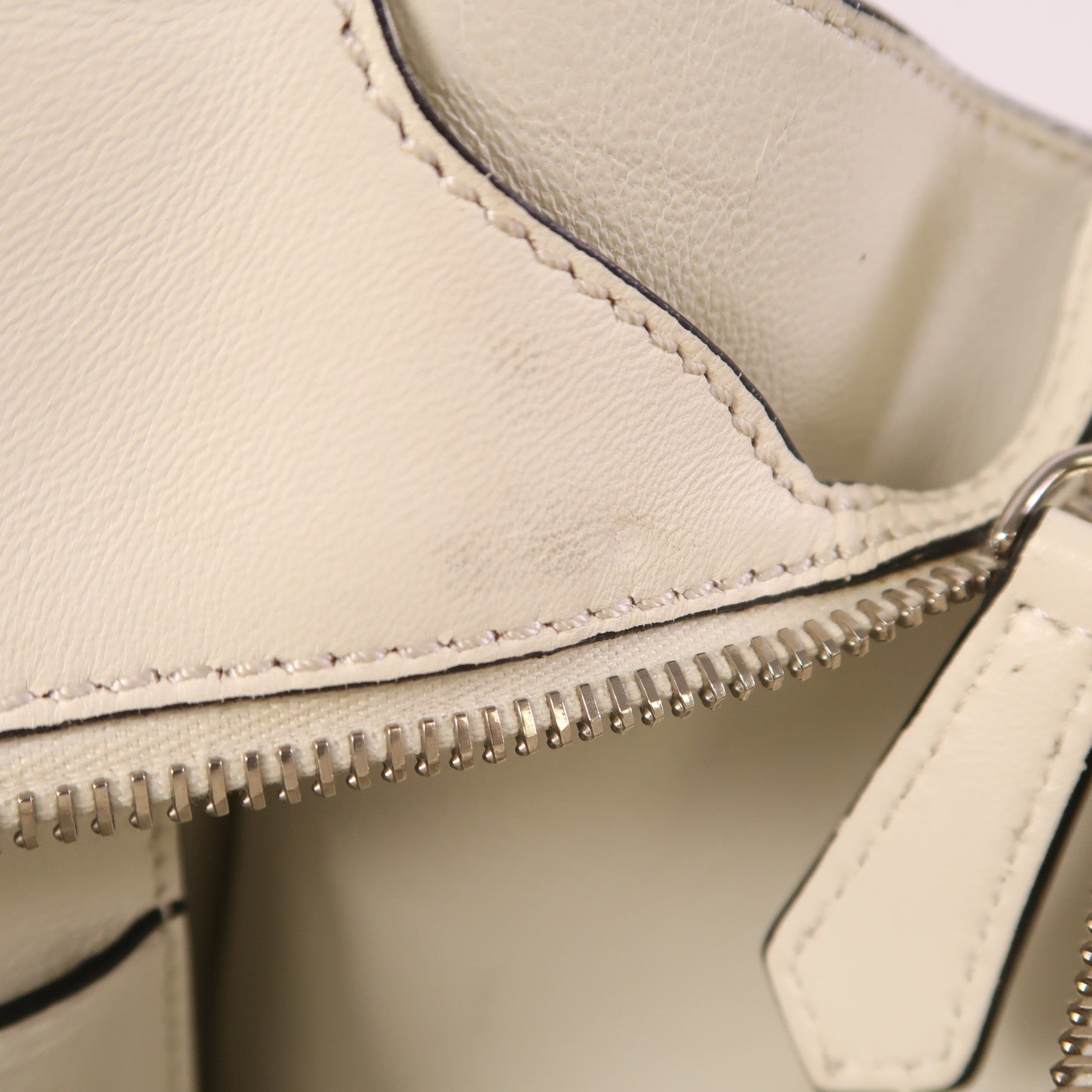 FENDI 牛皮皮革2 Way Shoulder Bag銀扣手挽肩背兩用袋
