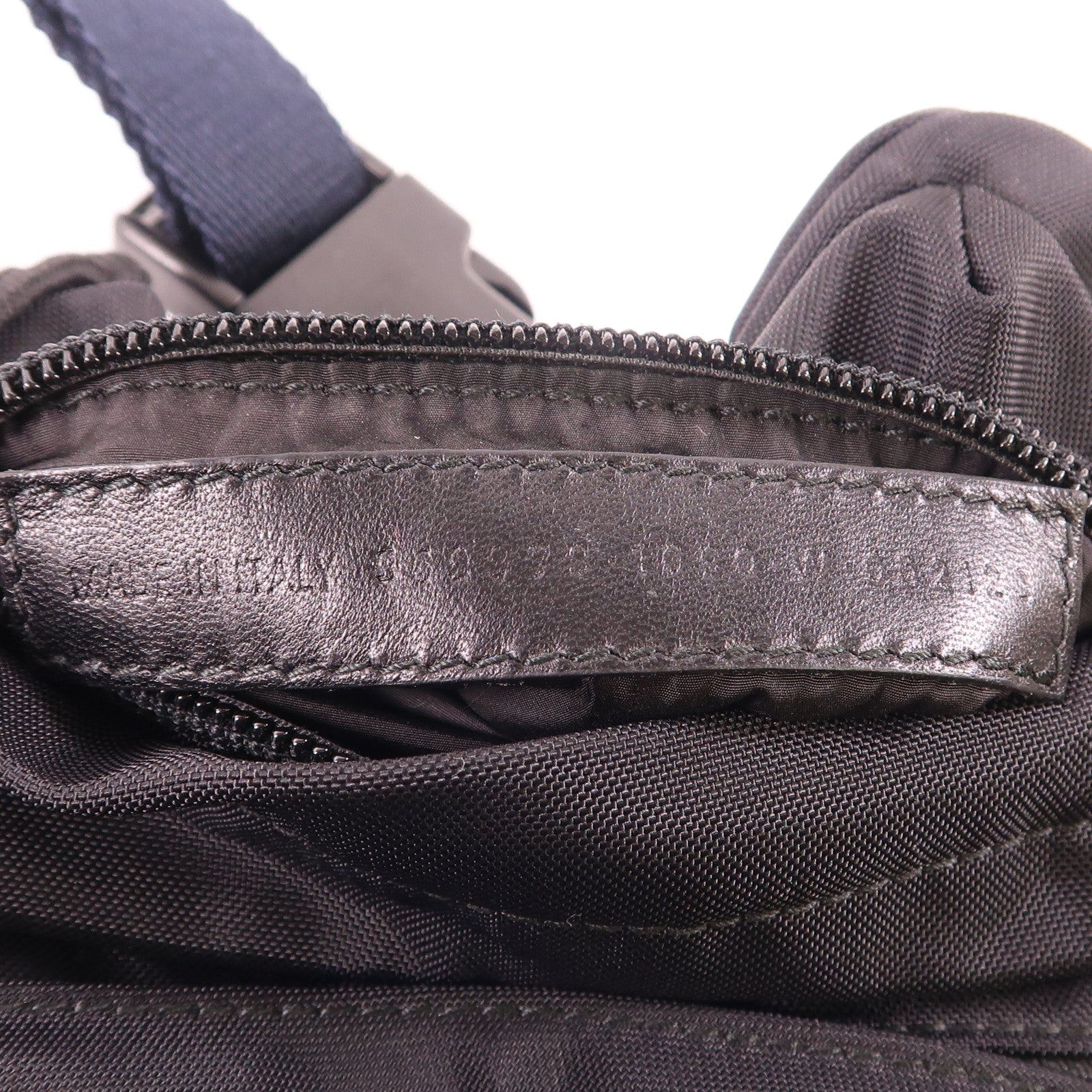 BALENCIAGA 尼龍Belt Bag銀扣腰包