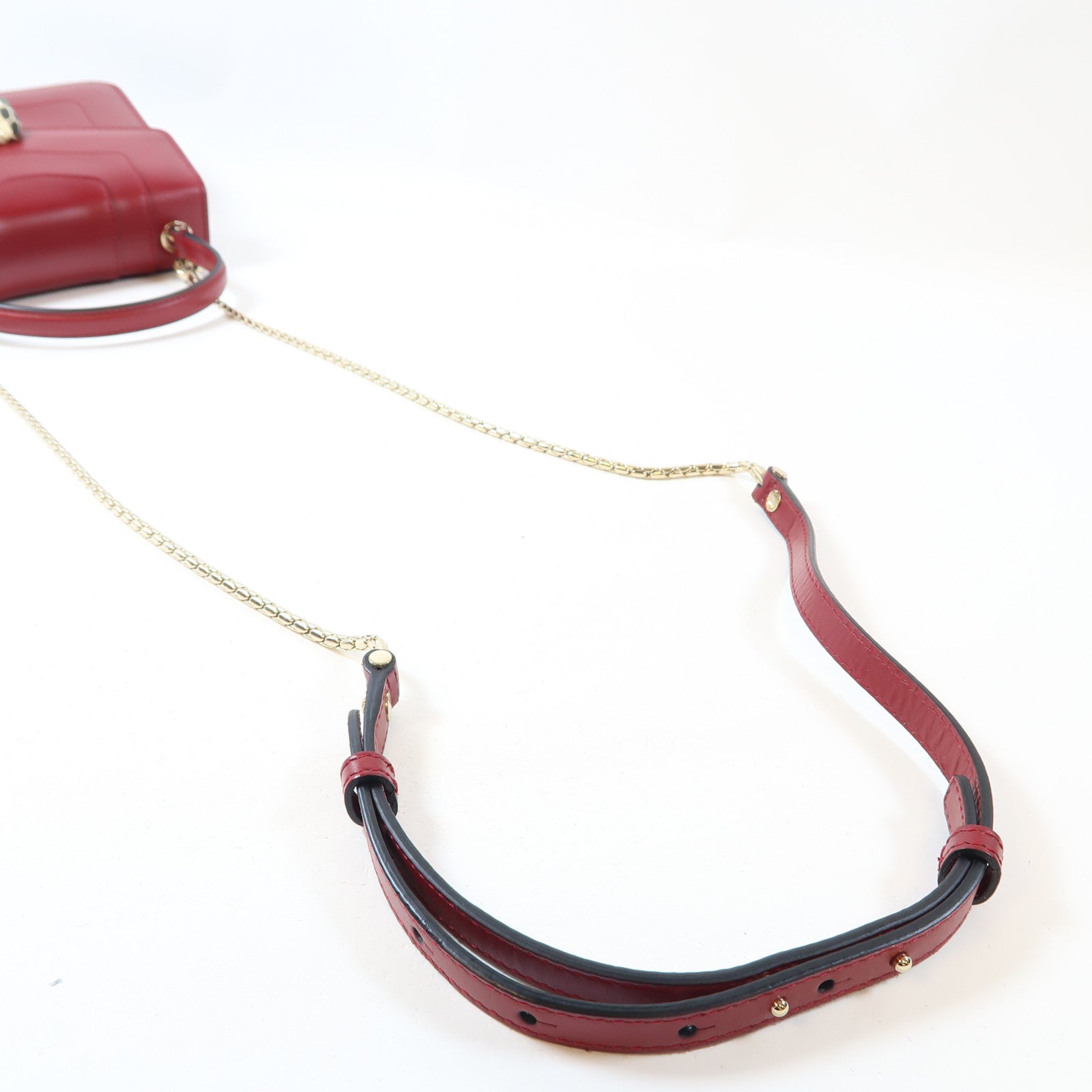 BVLGARI 牛皮皮革Serpenti Forever 2 Way Shoulder金扣手挽肩背兩用袋紅色