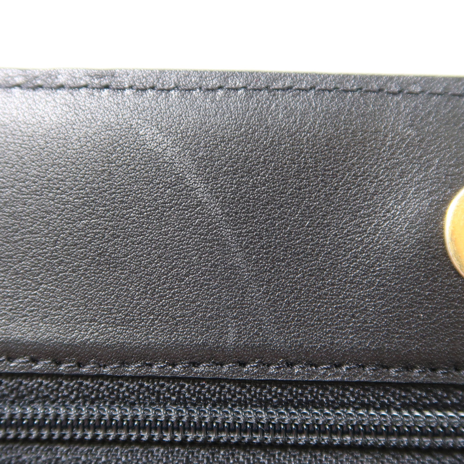 CHANEL 菱格牛皮皮革WOC Wallet On Chain金扣鏈帶肩背袋黑色