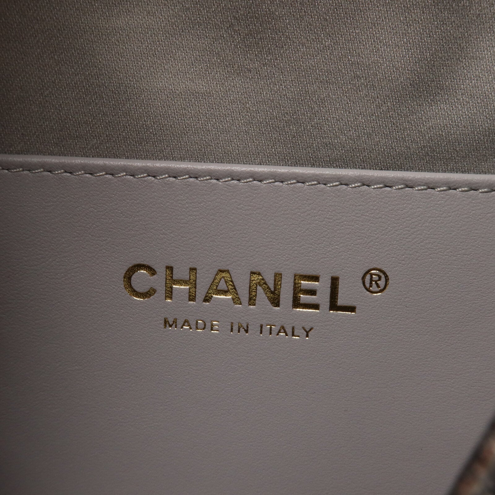CHANEL 牛皮皮革Chanel 25 Mini鏈帶肩背袋