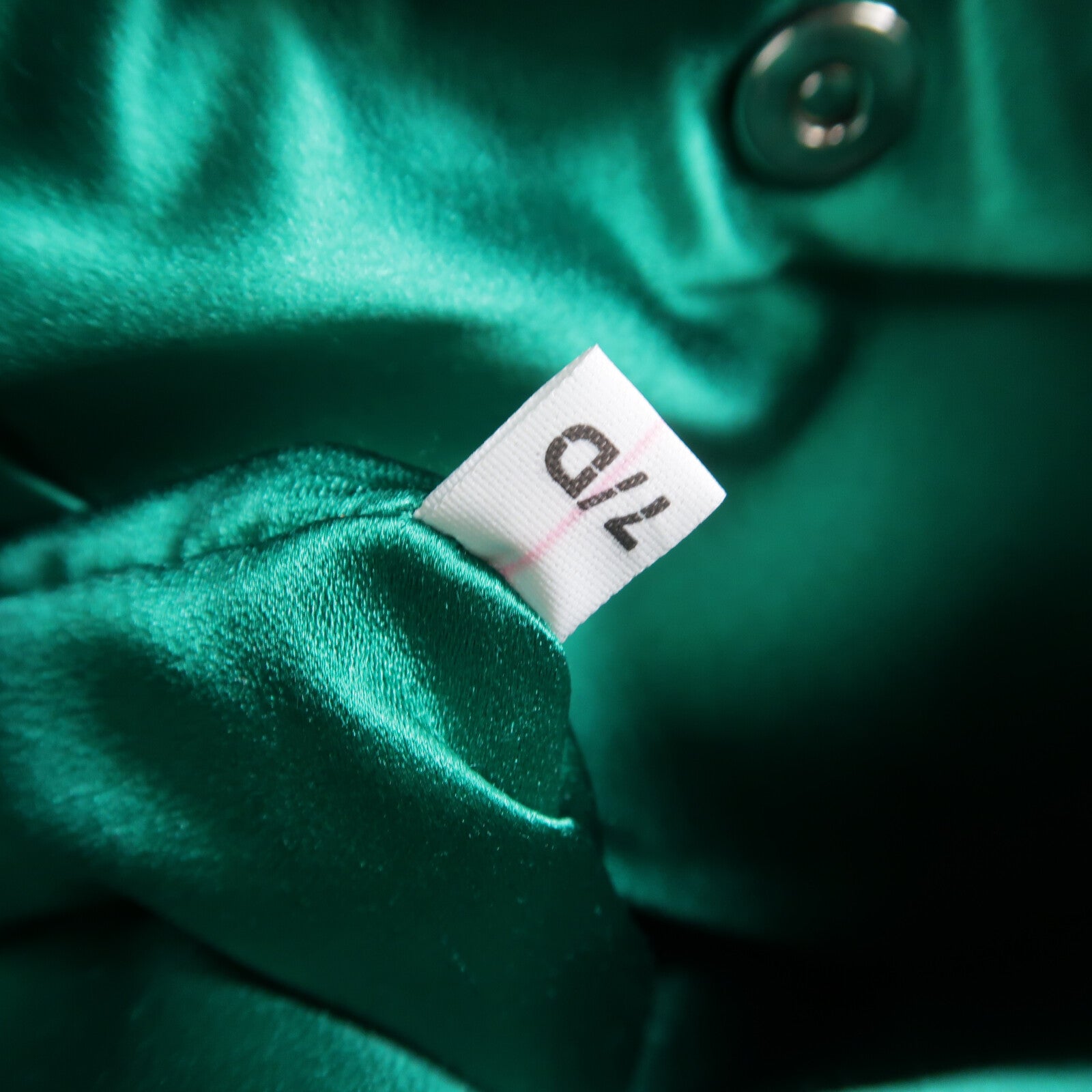 PRADA Satin Cleo肩背袋
