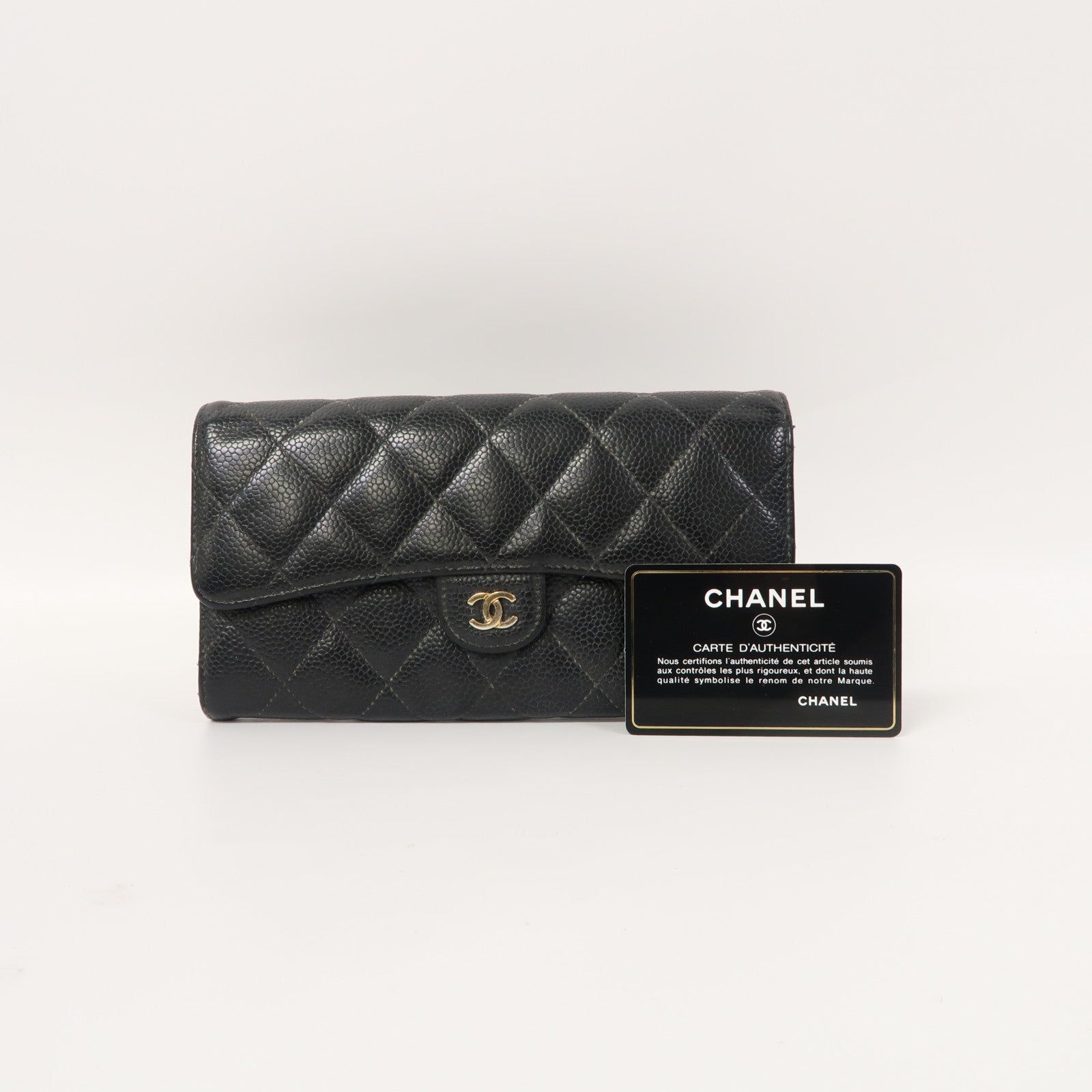 CHANEL Caviar皮革Long Wallet金扣長錢包黑色