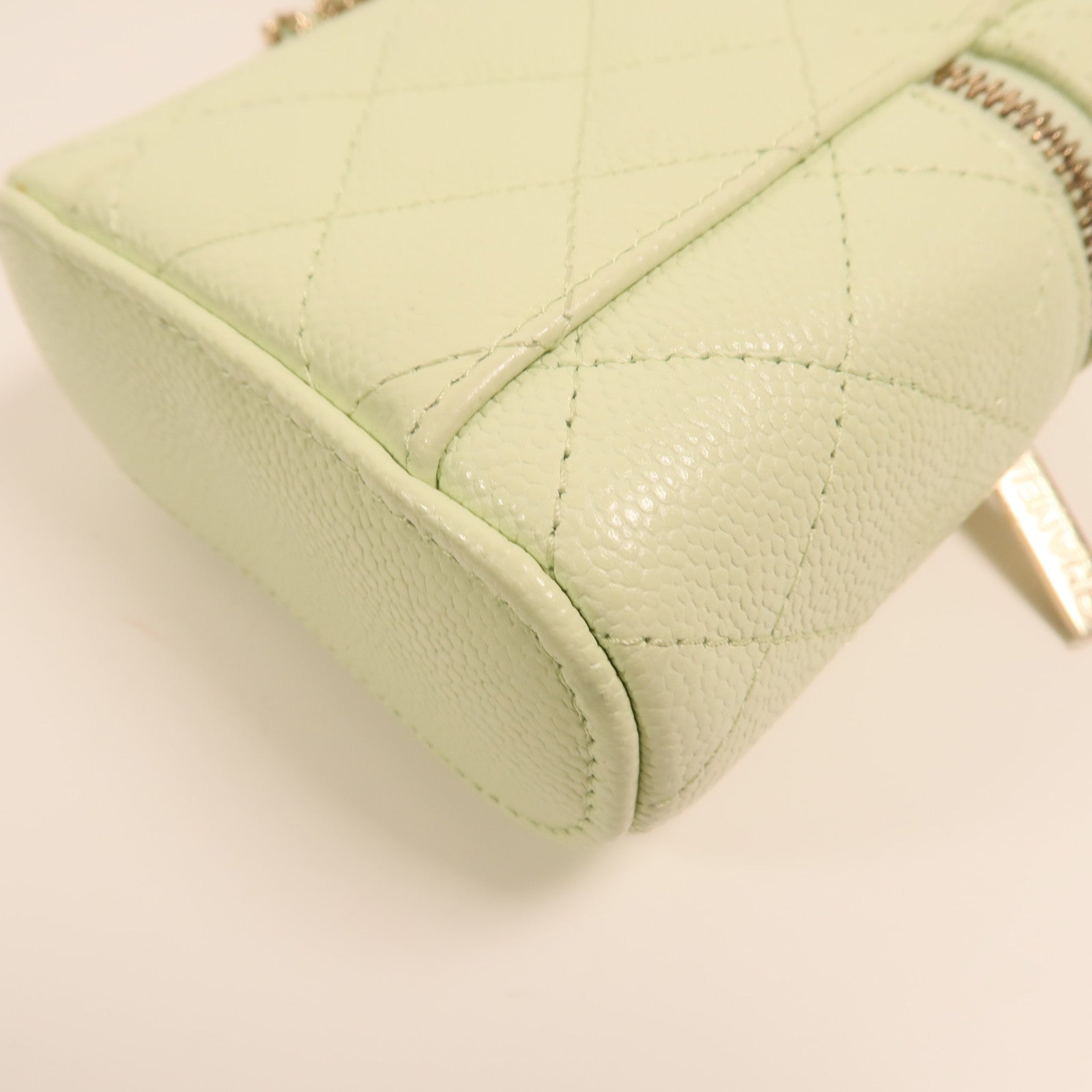 CHANEL 牛皮皮革Mini Vanity Case金扣手挽肩背兩用袋