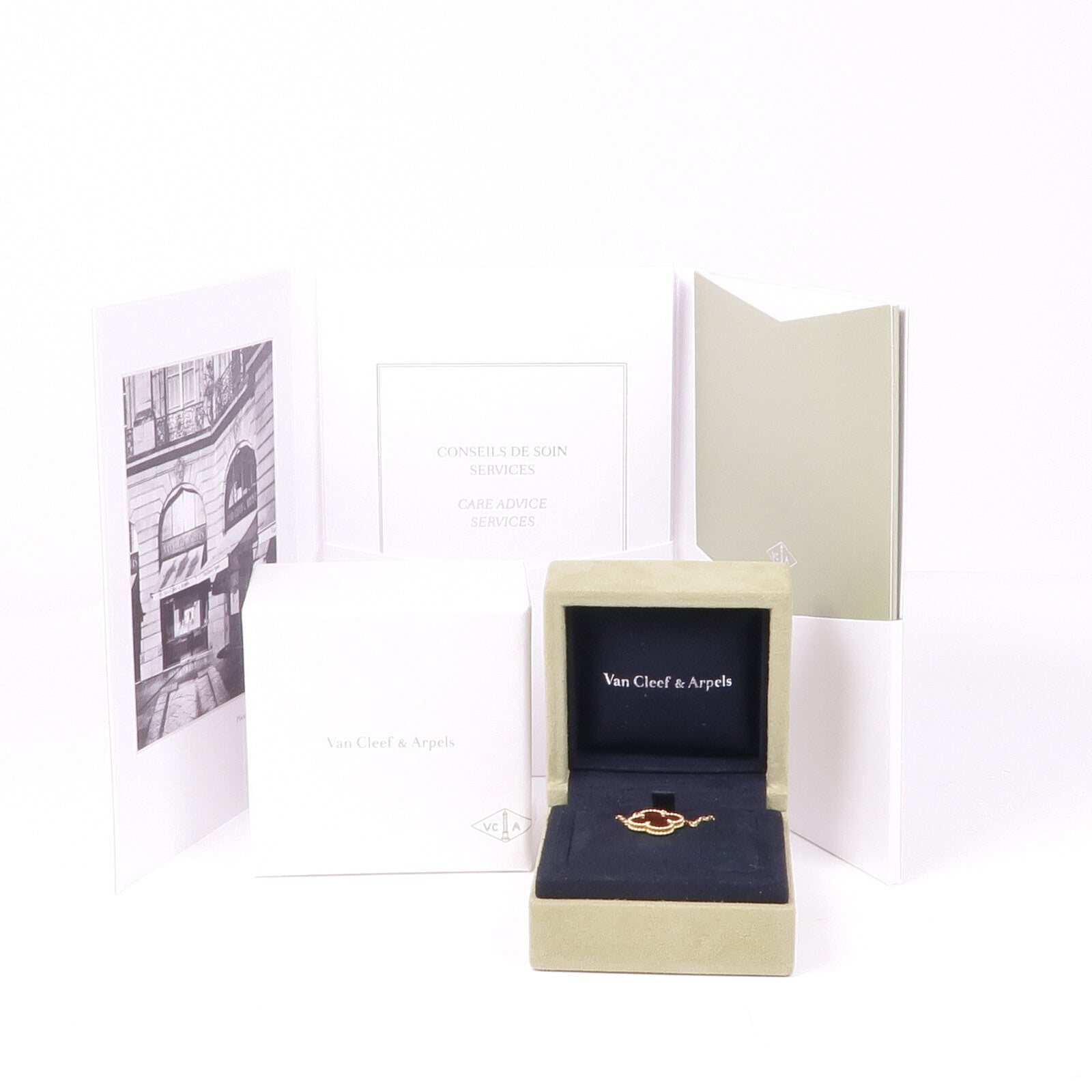 Van Cleef & Arpels 18K黃金Alhambra Pendant瑪瑙項鍊