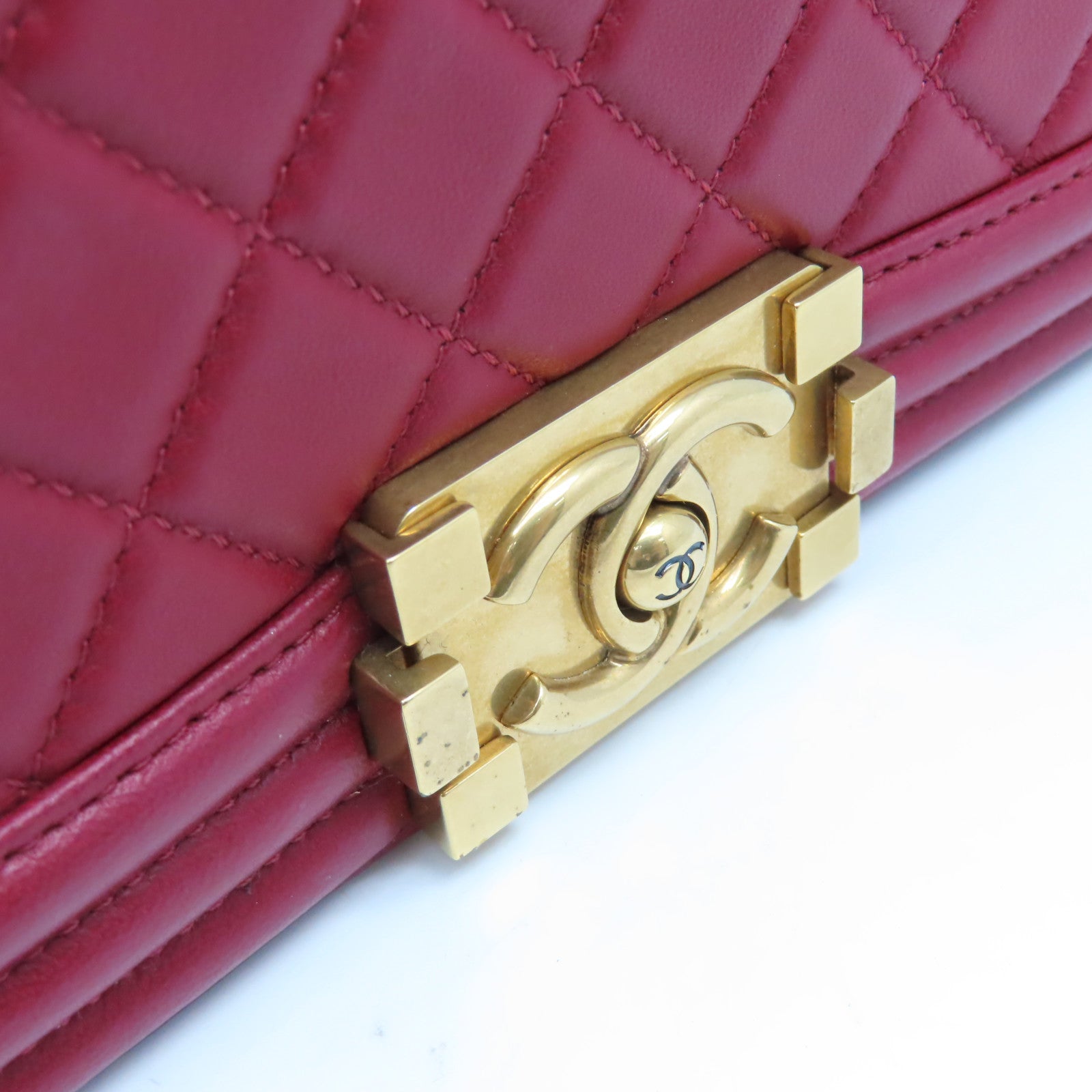 CHANEL **【激減優惠】菱格牛皮皮革Boy Chanel Chain Shoulder Bag金扣鏈帶肩背袋酒紅色