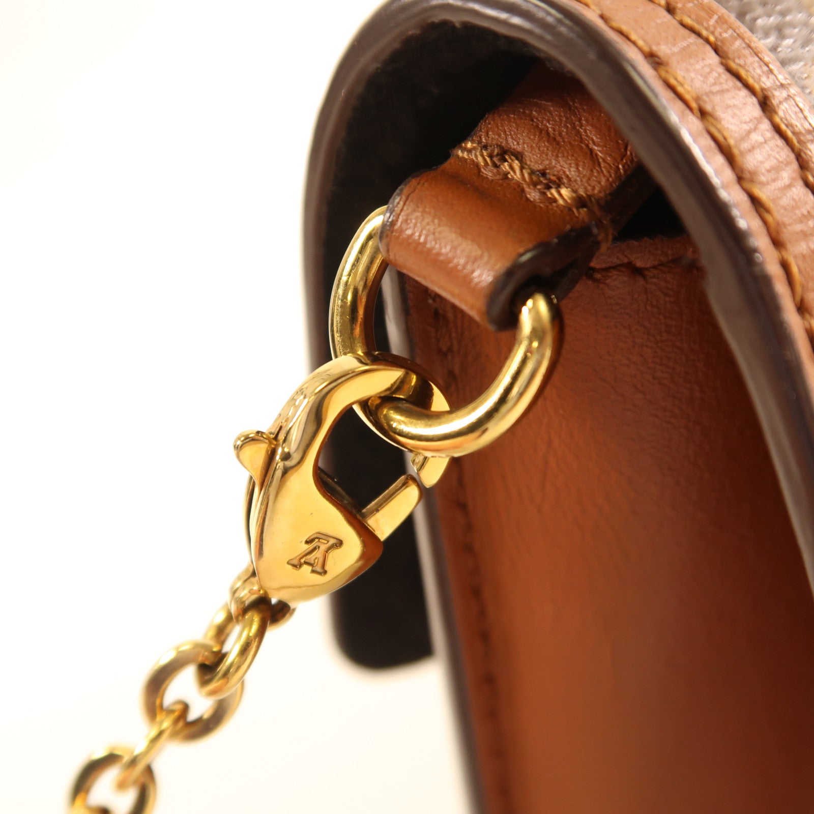 LOUIS VUITTON 【激減優惠】Monogram Reverse Dauphine肩背袋