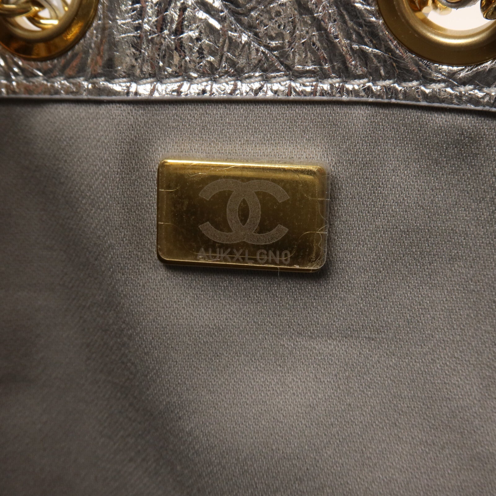CHANEL 牛皮皮革Chanel 25 Mini鏈帶肩背袋