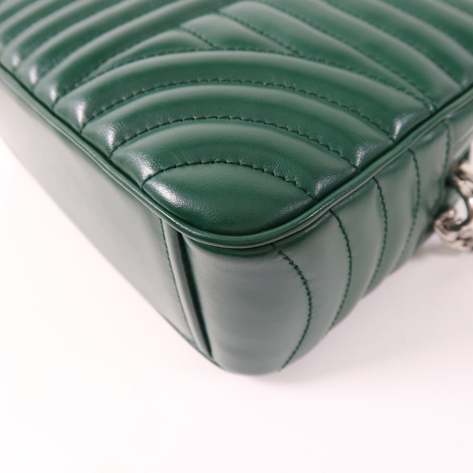 PRADA 牛皮皮革Shoulder Bag銀扣肩背袋