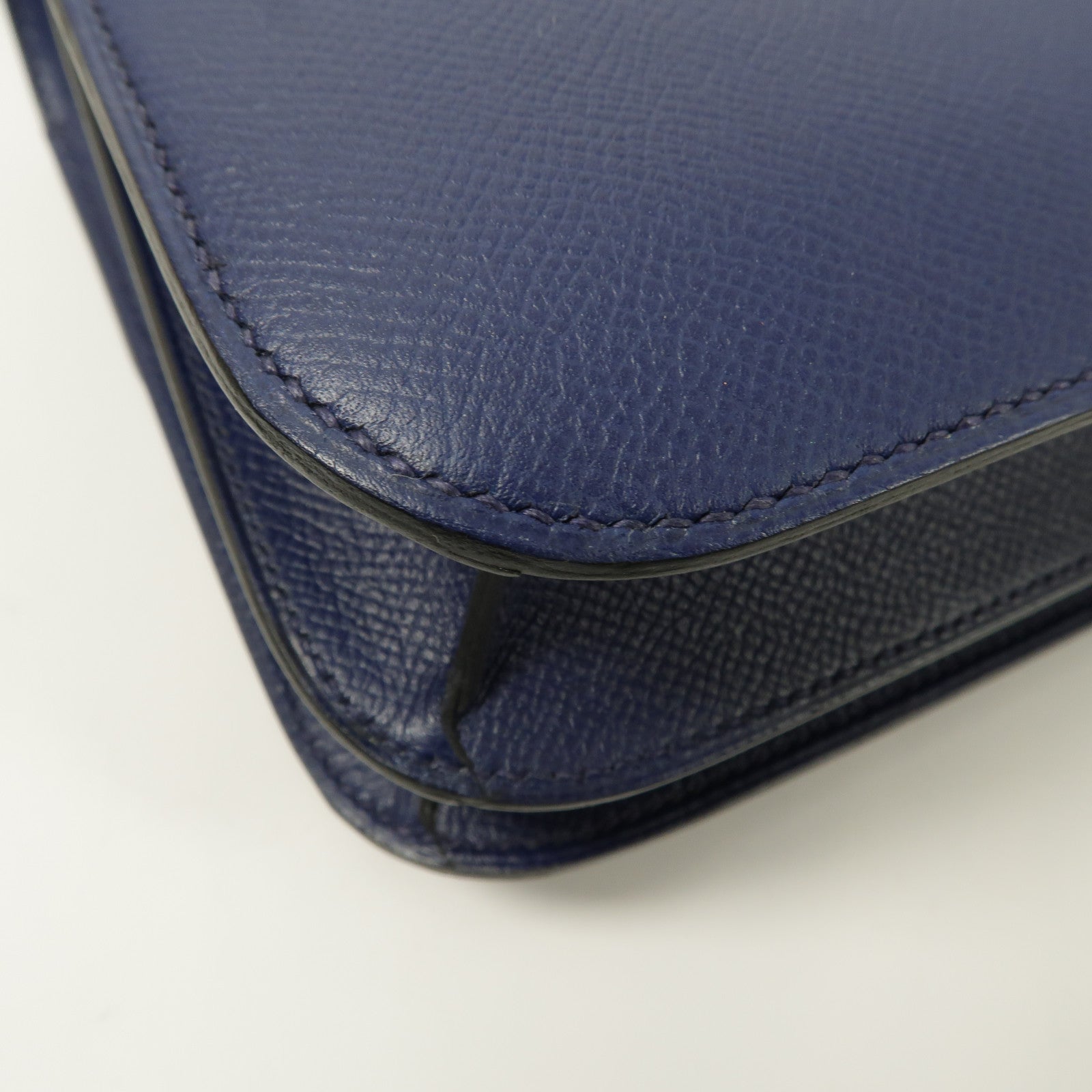 HERMES Epsom皮革Constance 24肩背袋Bleu Saphir