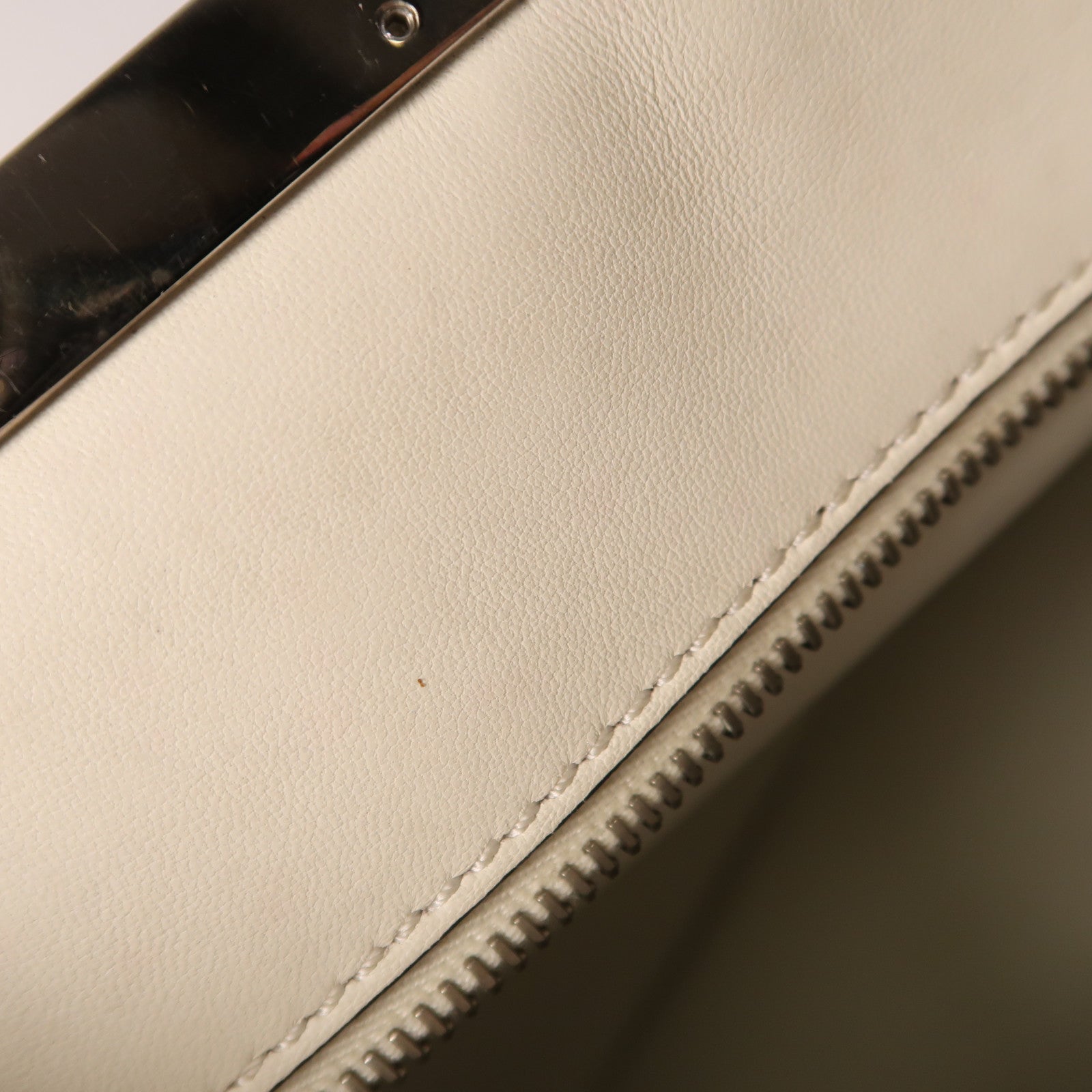 FENDI 牛皮皮革2 Way Shoulder Bag銀扣手挽肩背兩用袋
