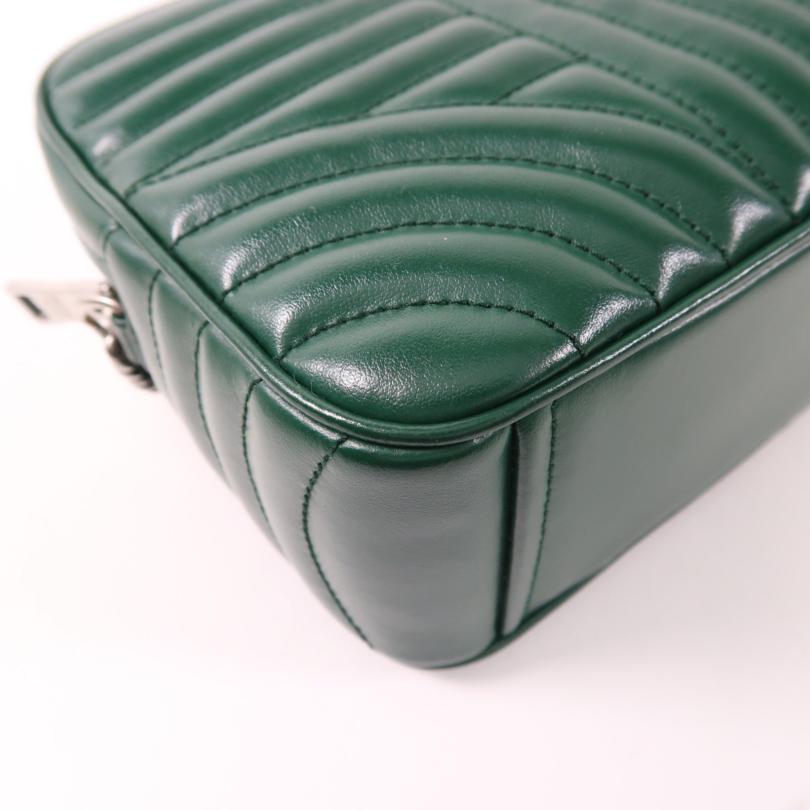 PRADA 牛皮皮革Shoulder Bag銀扣肩背袋