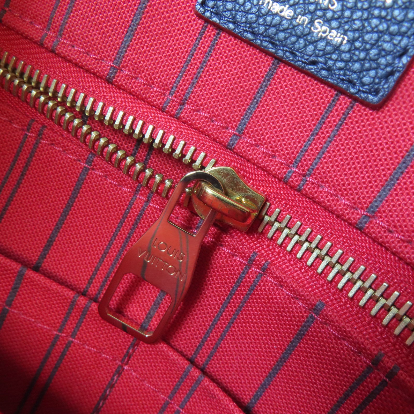 LOUIS VUITTON Monogram Empreinte Pont Neuf MM金扣手挽肩背兩用袋深藍色