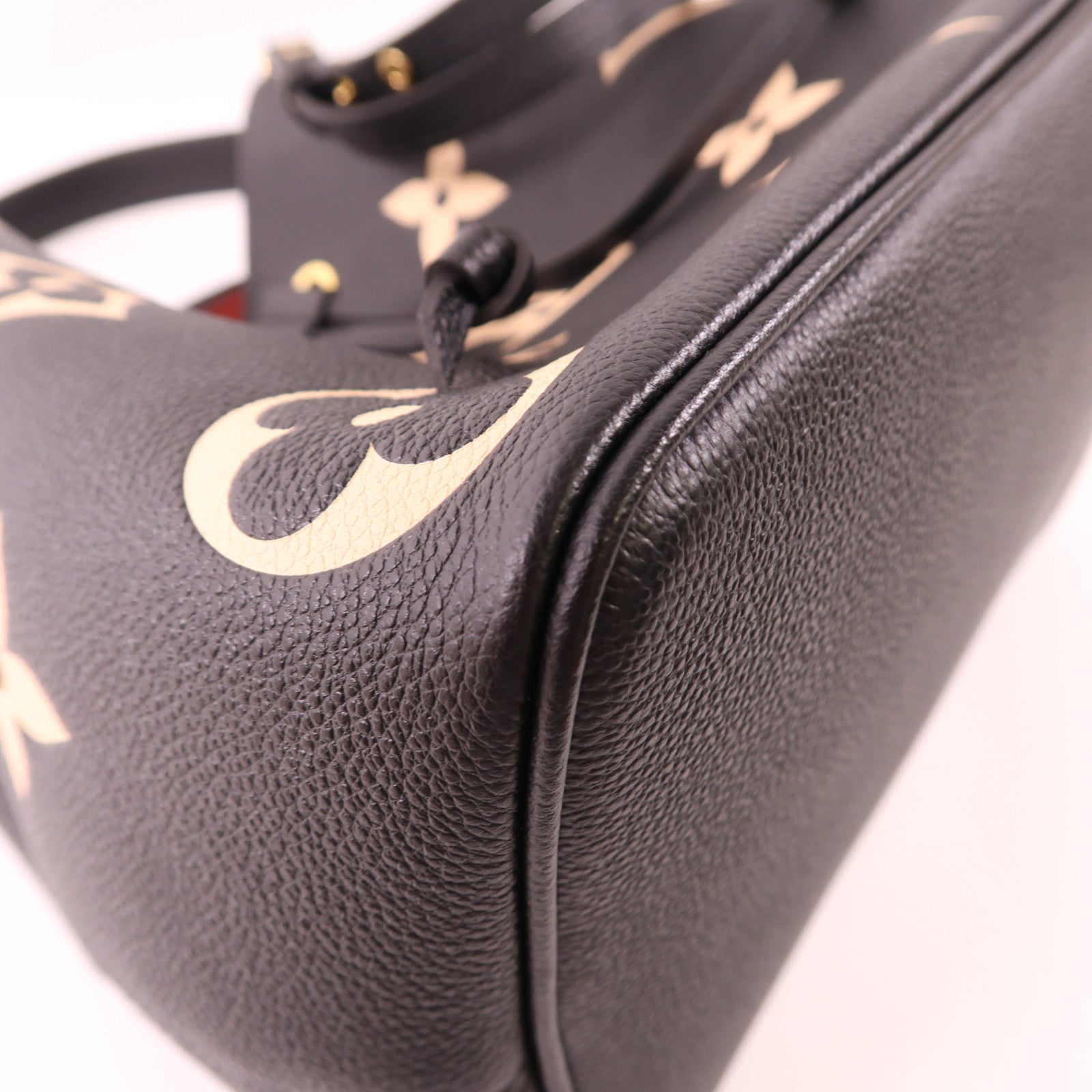 LOUIS VUITTON Monogram Empreinte Bicolor Neo Noe MM金扣手挽肩背兩用袋