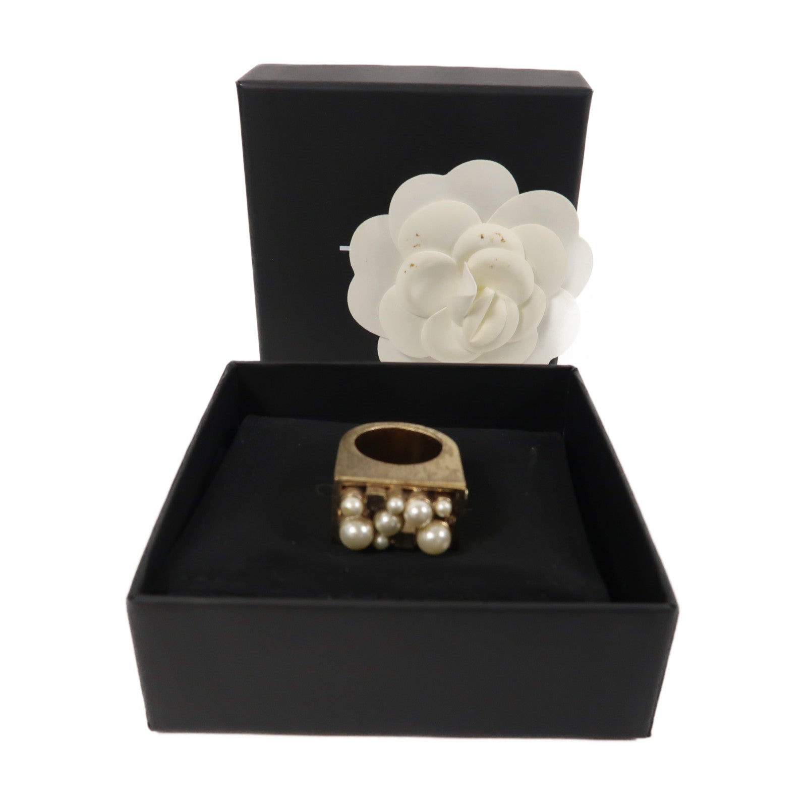 CHANEL 金屬Pearl Ring戒指白色/金色US#7