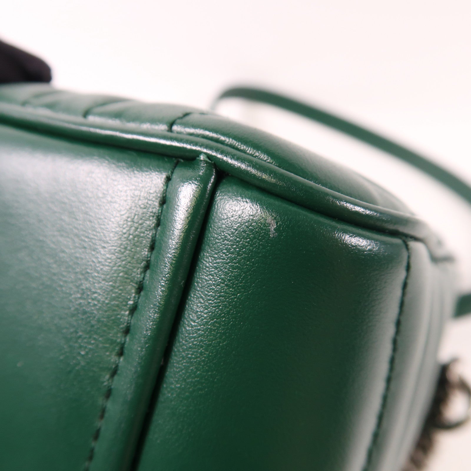 PRADA 牛皮皮革Shoulder Bag銀扣肩背袋