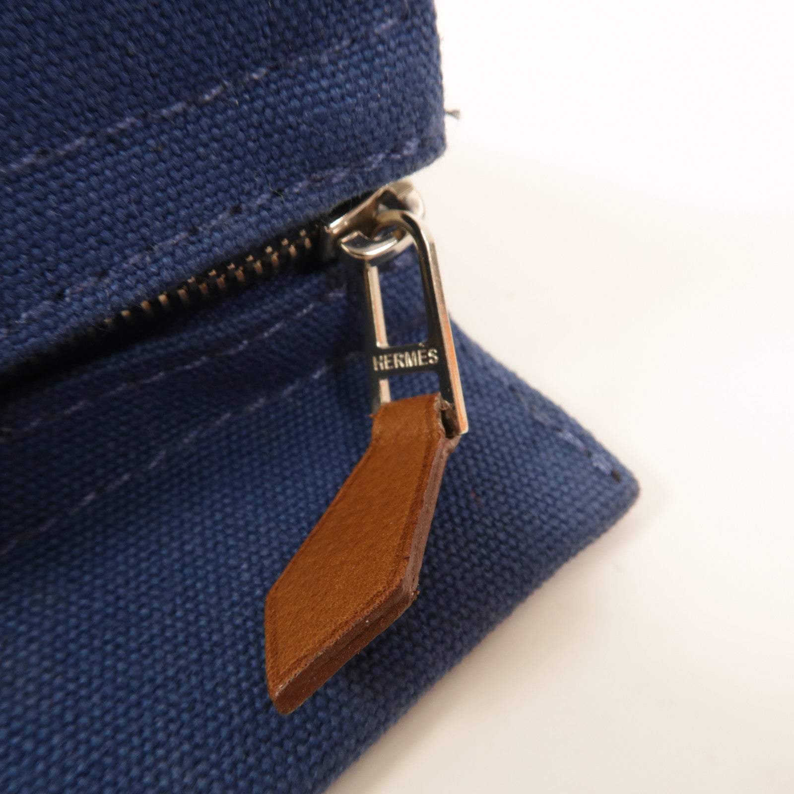 HERMES 帆布Camaieu Pouch手拿包
