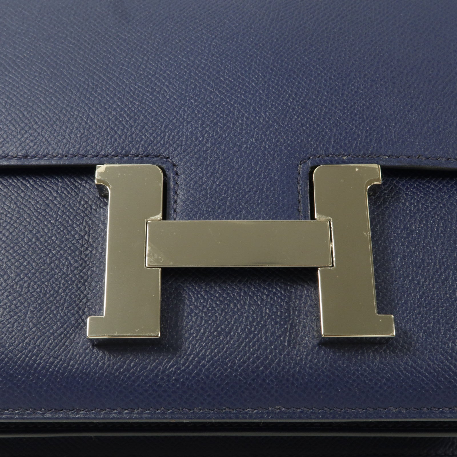 HERMES Epsom皮革Constance 24肩背袋Bleu Saphir