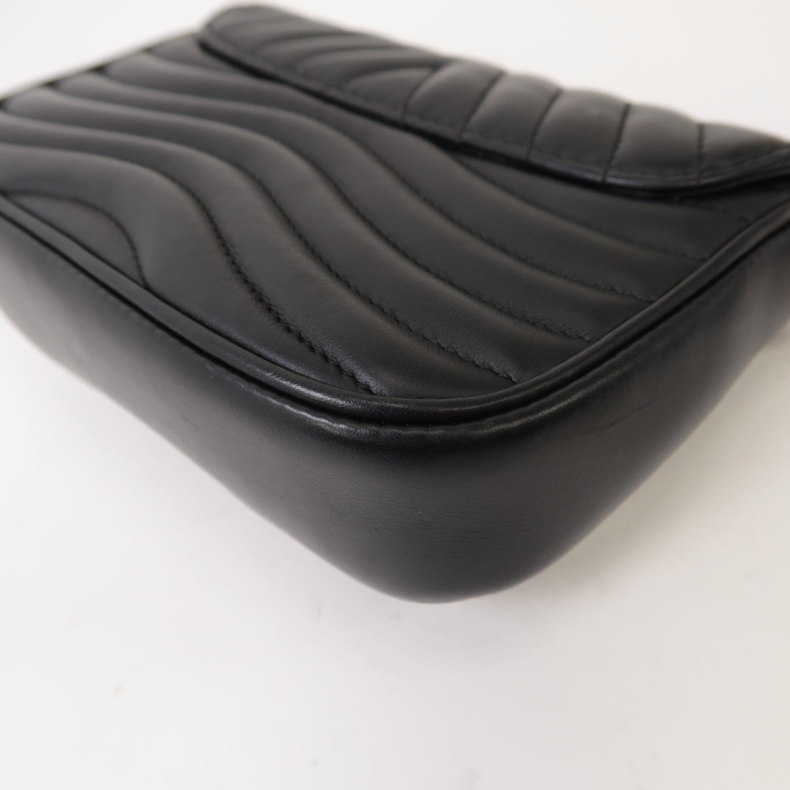 LOUIS VUITTON 牛皮皮革New Wave金扣手挽肩背兩用袋黑色