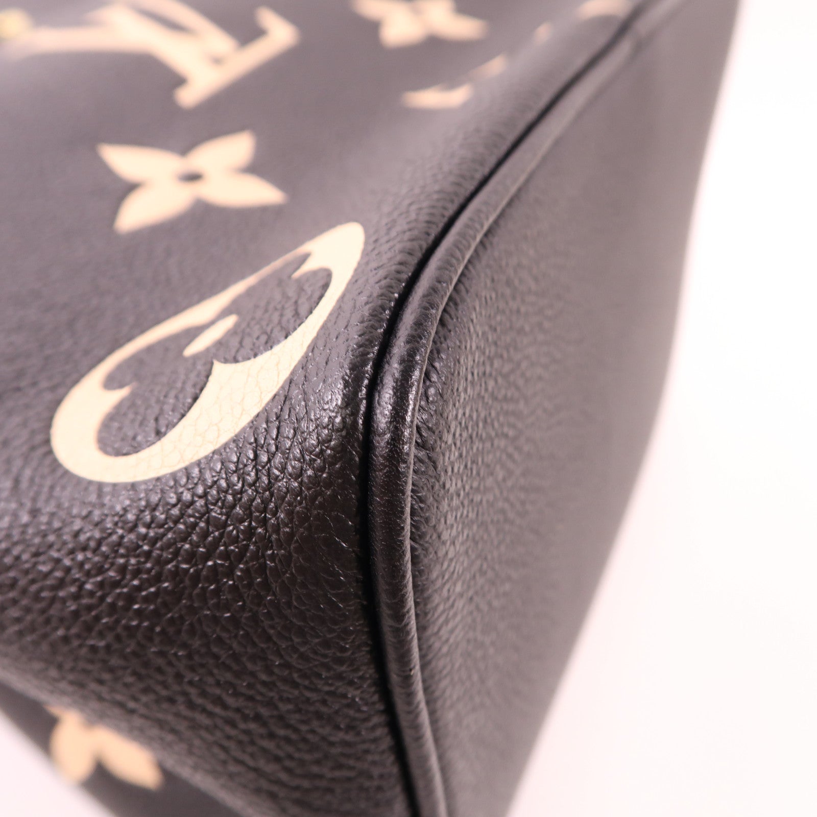 LOUIS VUITTON Monogram Empreinte Bicolor Neo Noe MM金扣手挽肩背兩用袋