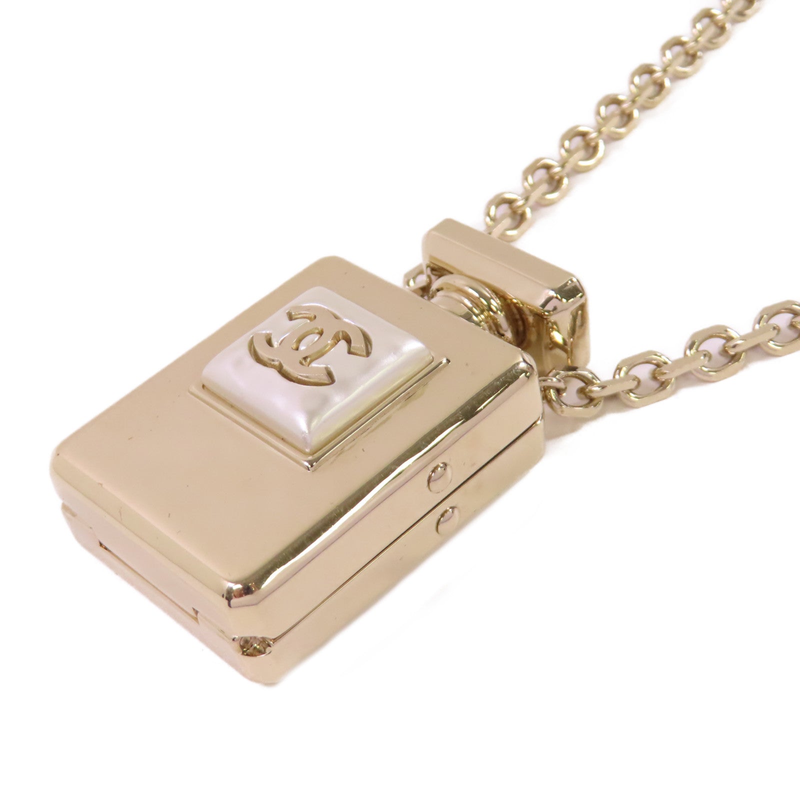 CHANEL 金屬/仿珍珠Coco Chanel Locket Necklace金扣項鏈金色