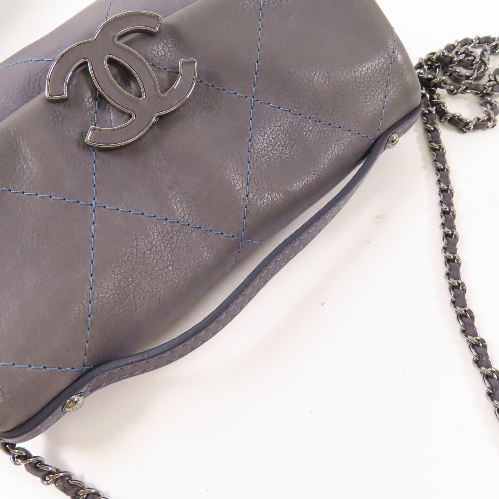 CHANEL 牛皮皮革Chain Shoulder銀扣手挽肩背兩用袋