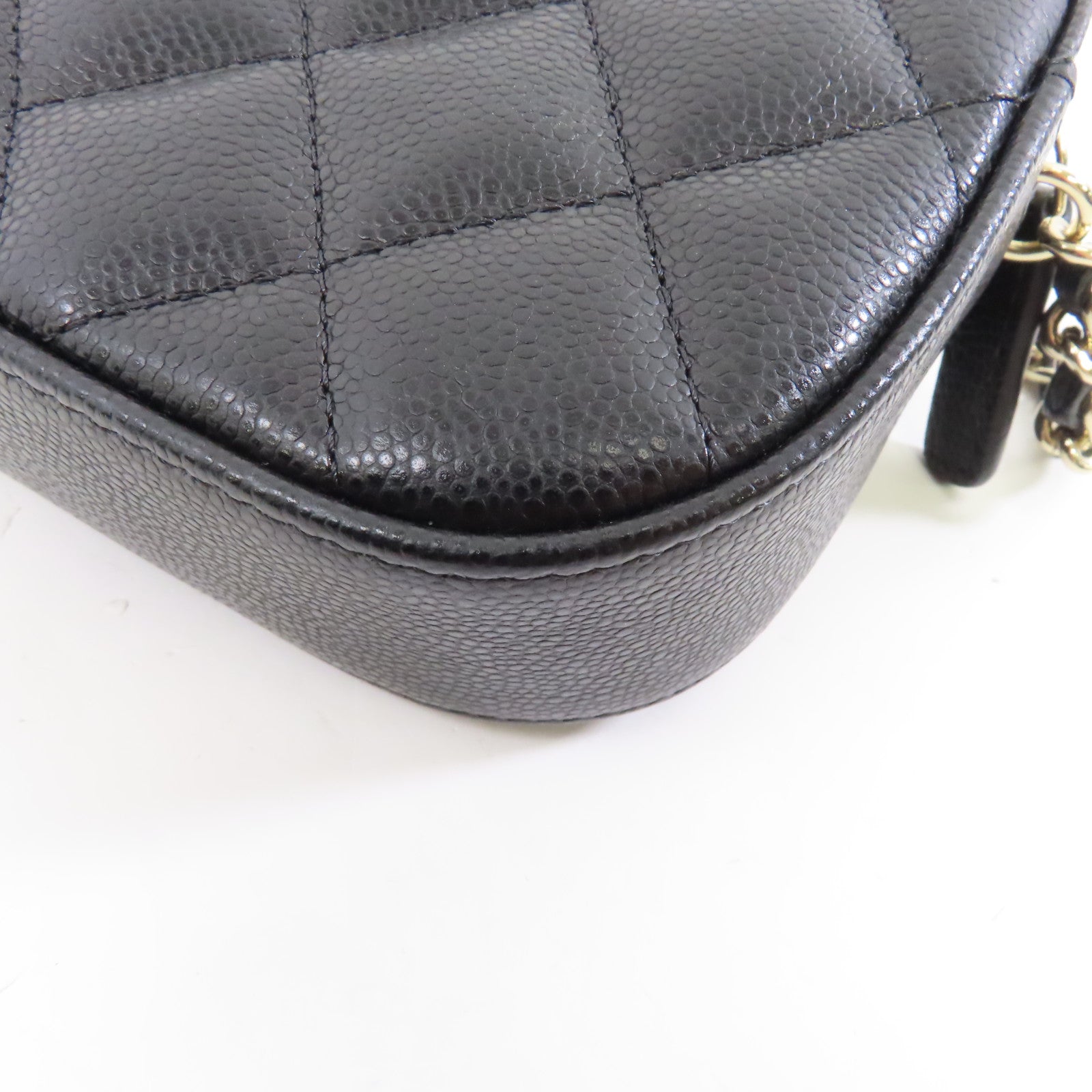CHANEL 菱格牛皮皮革Chain Shoulder金扣鏈帶肩背袋黑色