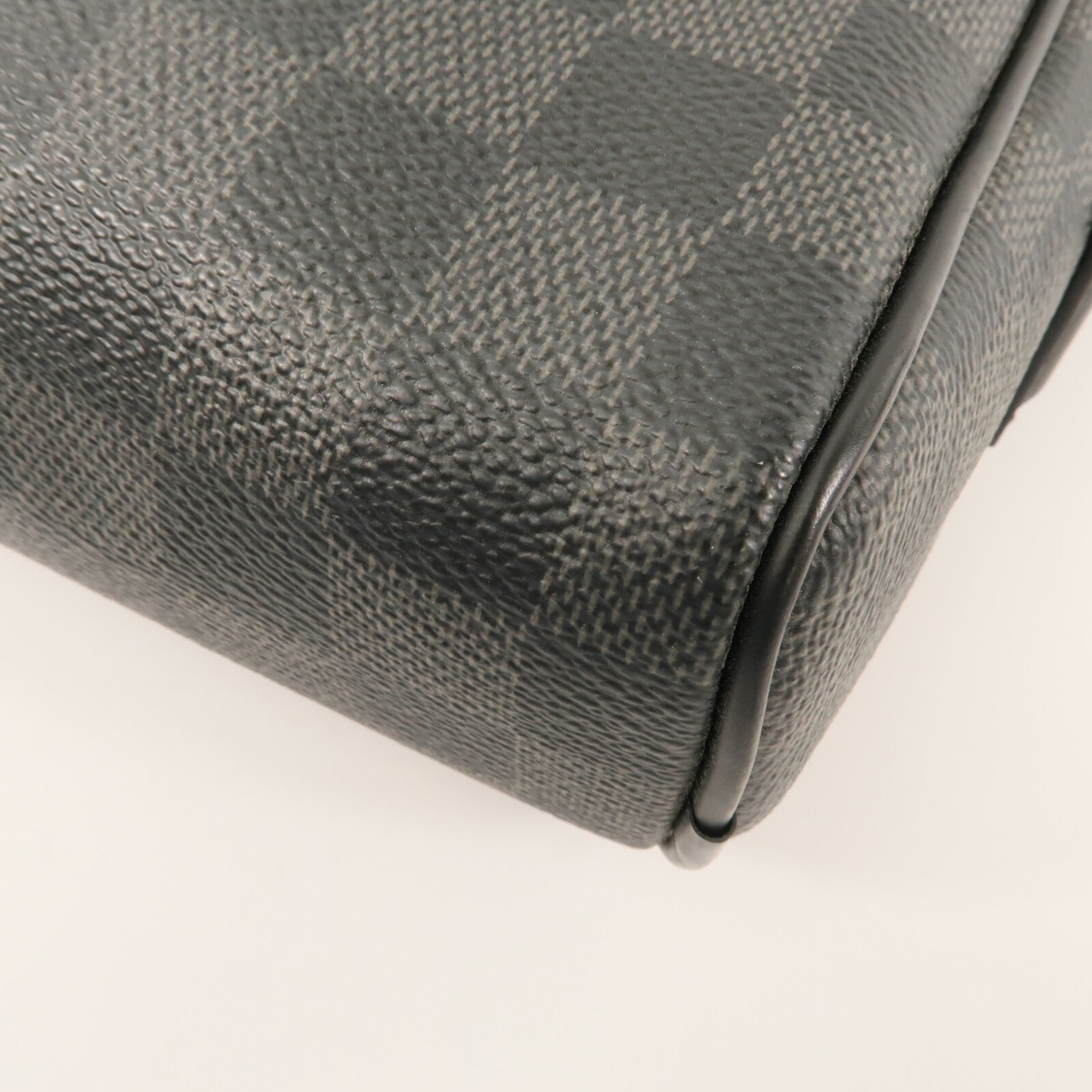 LOUIS VUITTON Damier Graphite Dayton Reporter Bag肩背袋