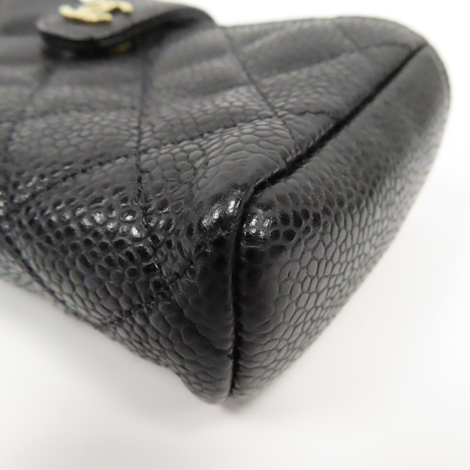 CHANEL **【激減優惠】菱格Caviar皮革Case金扣手機套黑色