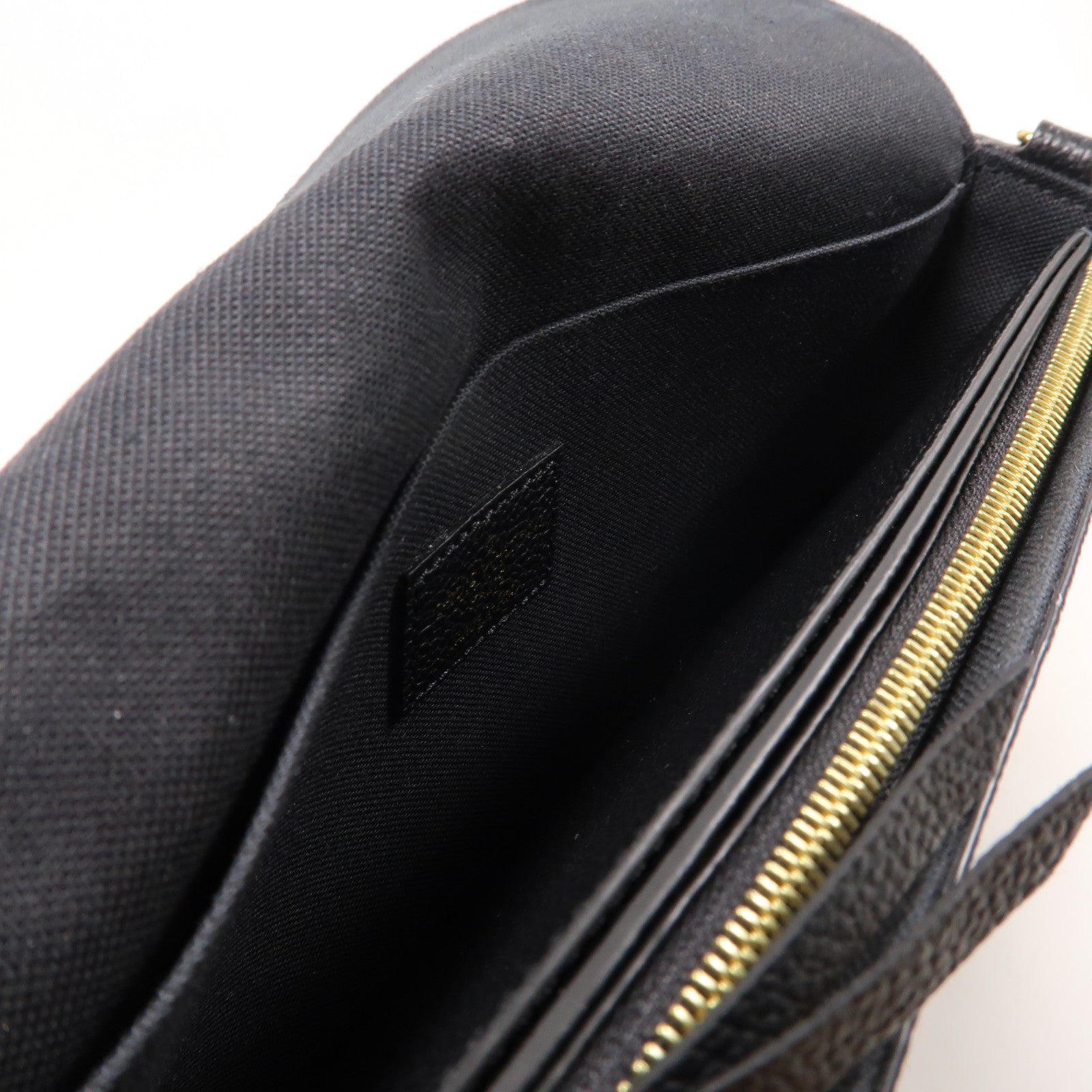 LOUIS VUITTON Monogram Empreinte Felicie Pochette金扣鏈帶肩背袋黑色/米色