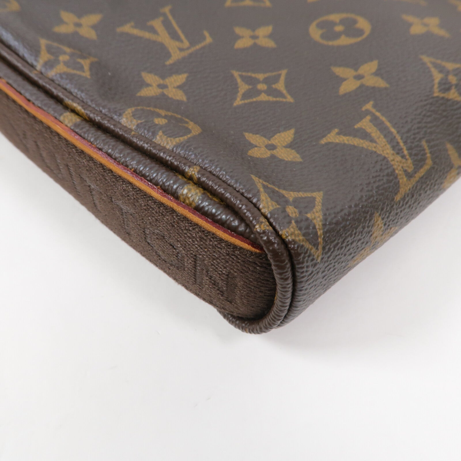 LOUIS VUITTON Monogram Trotteur Beaubourg肩背袋