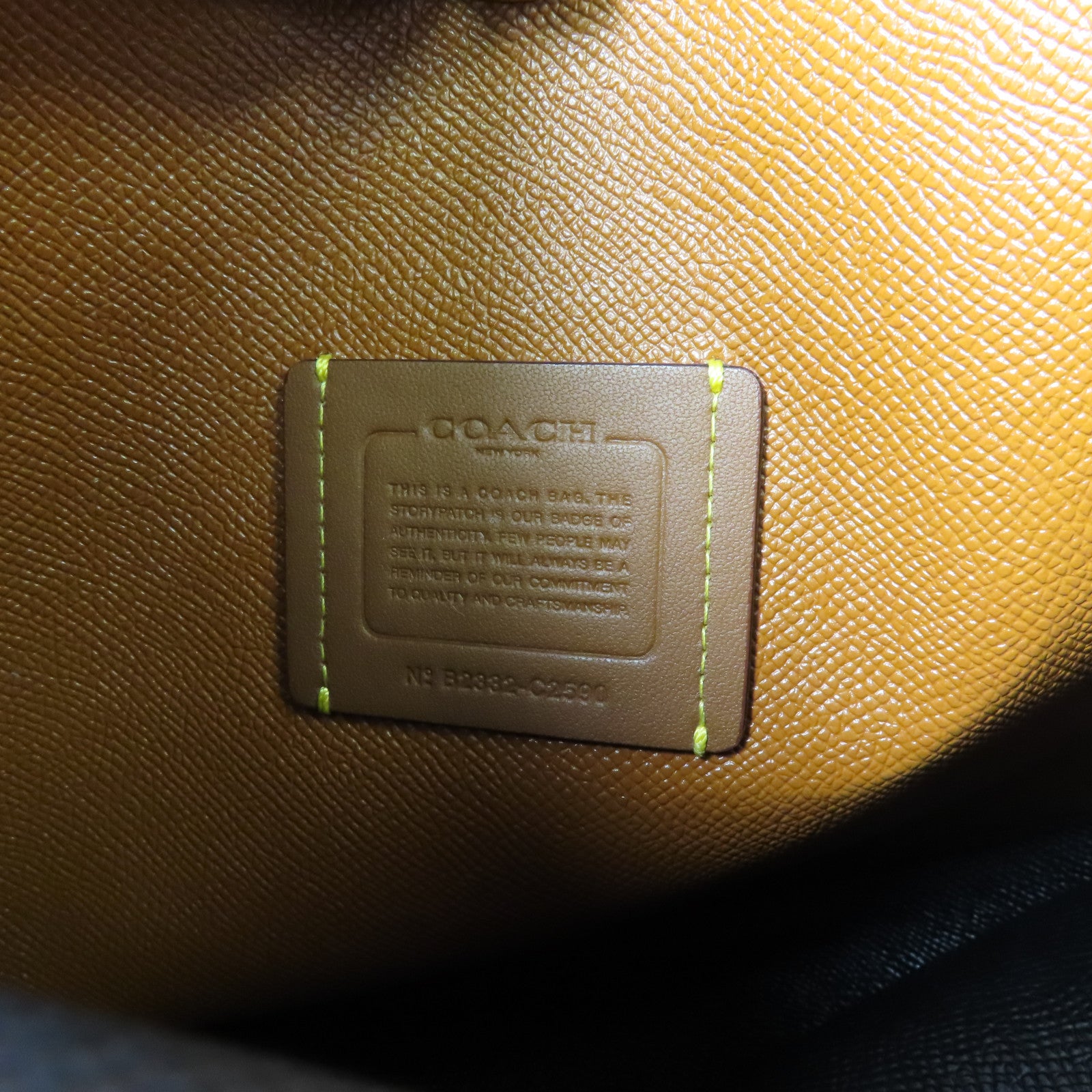 COACH 牛皮皮革Shoulder Bag金扣肩背袋
