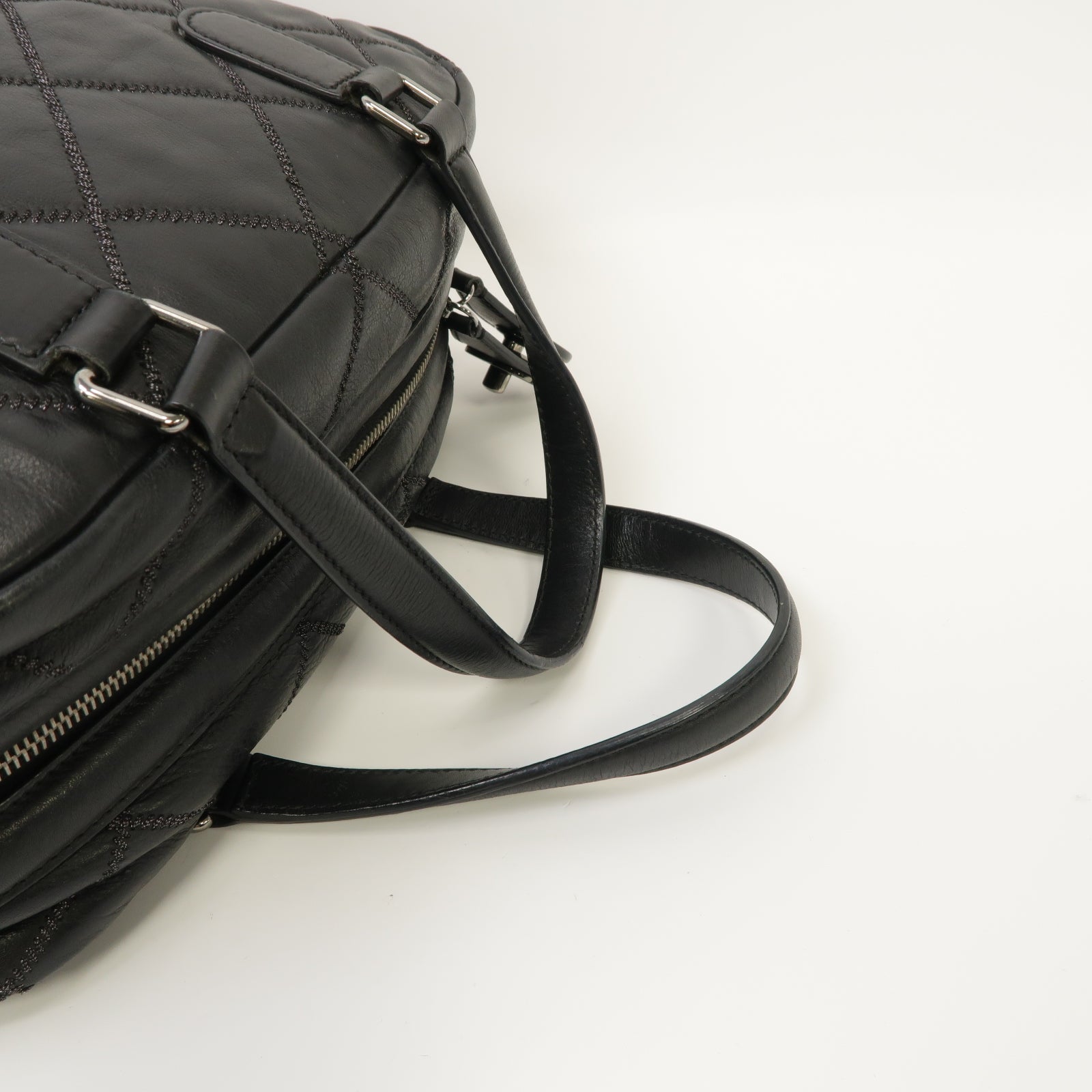 CHANEL 【激減優惠】牛皮皮革Totebag銀扣手挽袋黑色