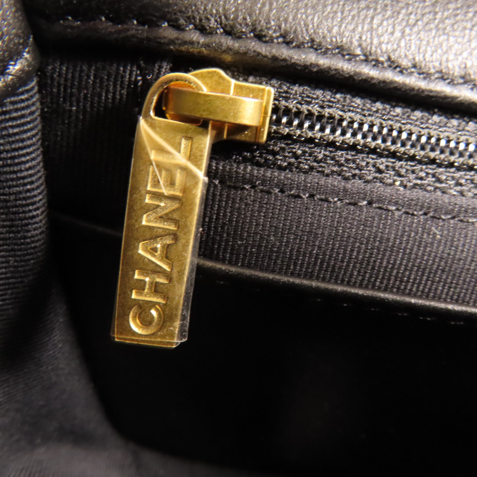 CHANEL 粗花呢Chain Shoulder金扣鏈帶肩背袋