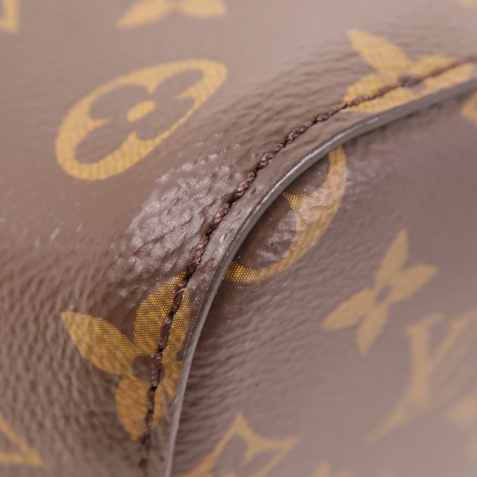 LOUIS VUITTON Monogram Neo Noe MM金扣肩背袋棕色