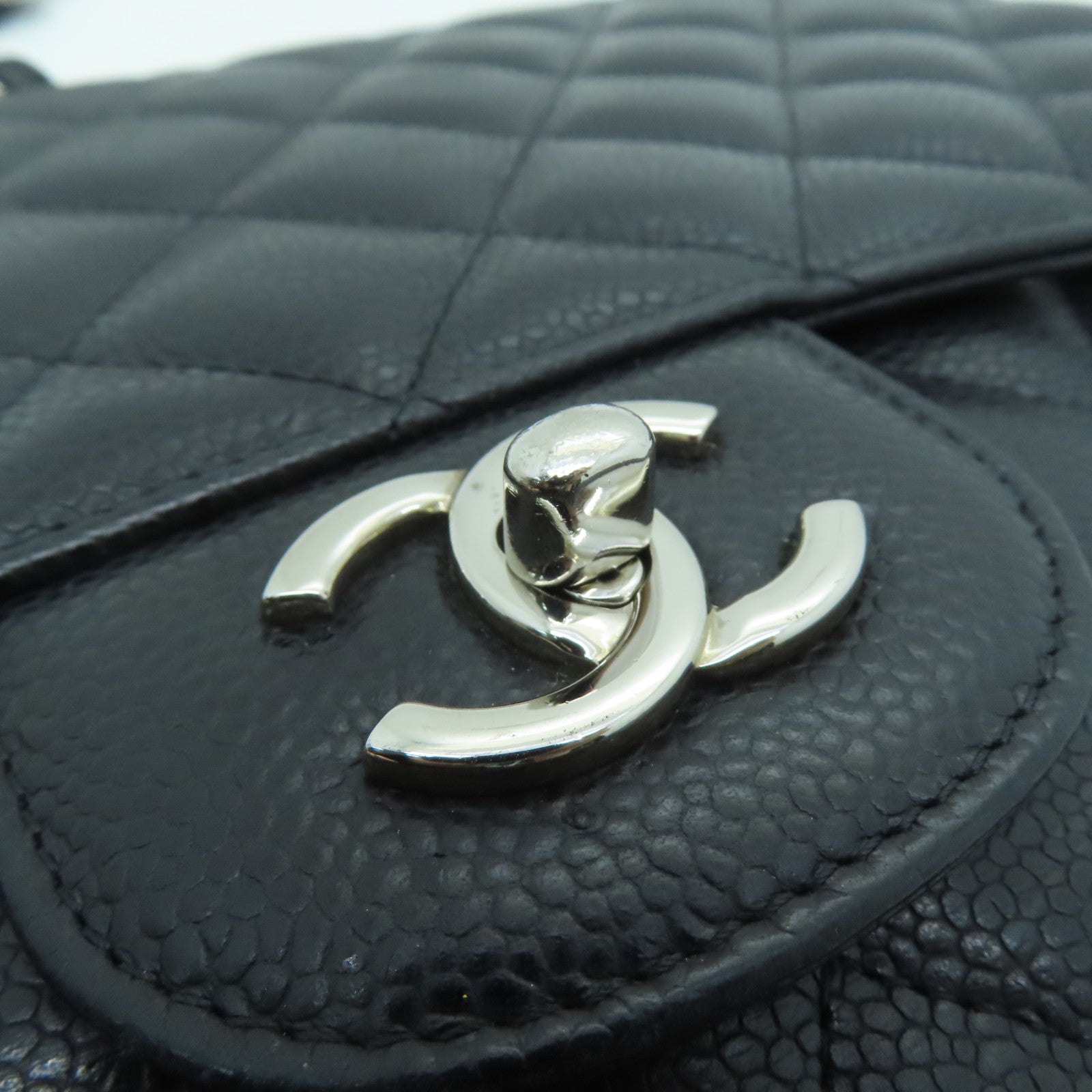 CHANEL 【激減優惠】菱格Caviar皮革Chain Shoulder銀扣肩背袋黑色