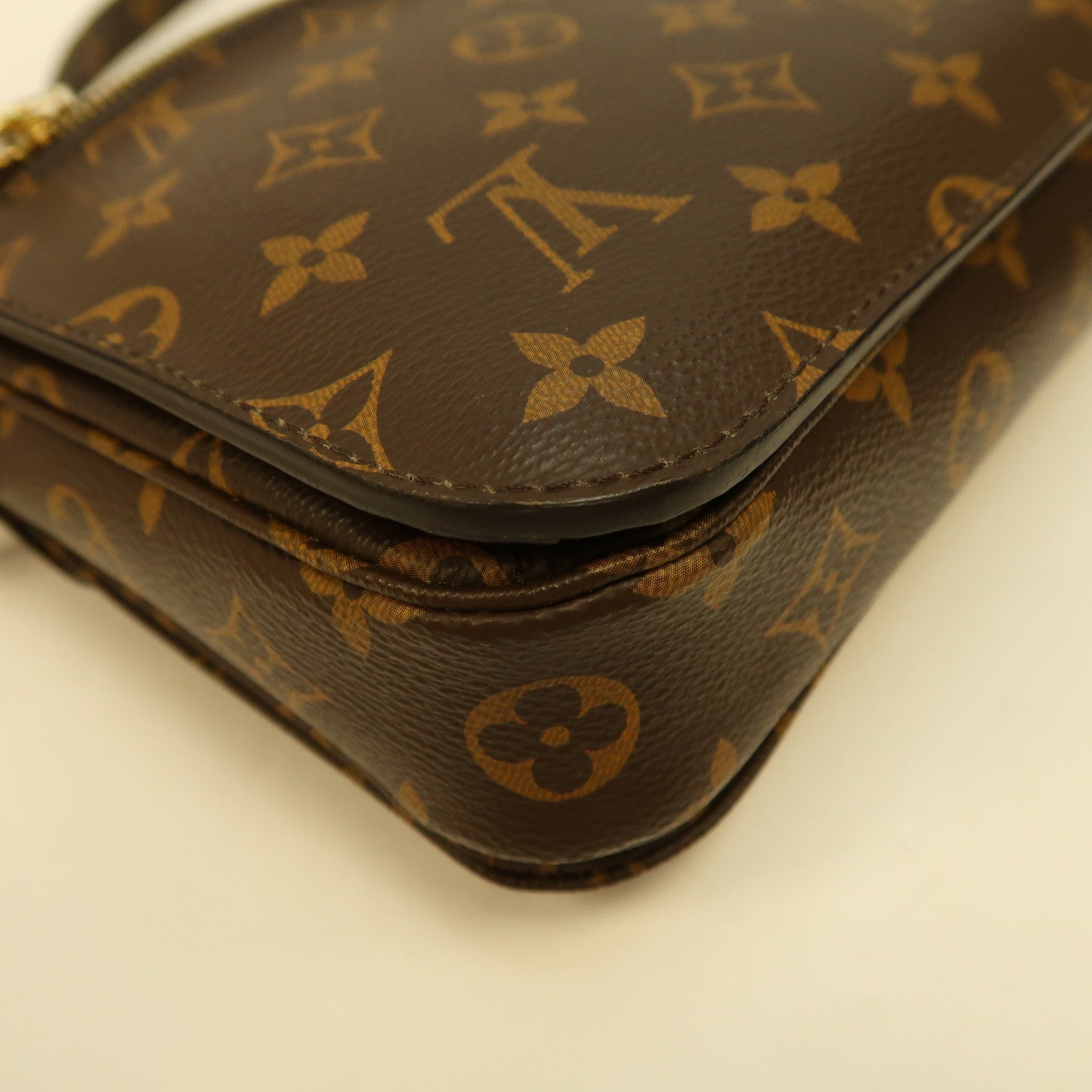 LOUIS VUITTON (PRICE DOWN) LV GHW Pochette Metis 2Way Shoulder Bag Monogram M44875 Brown