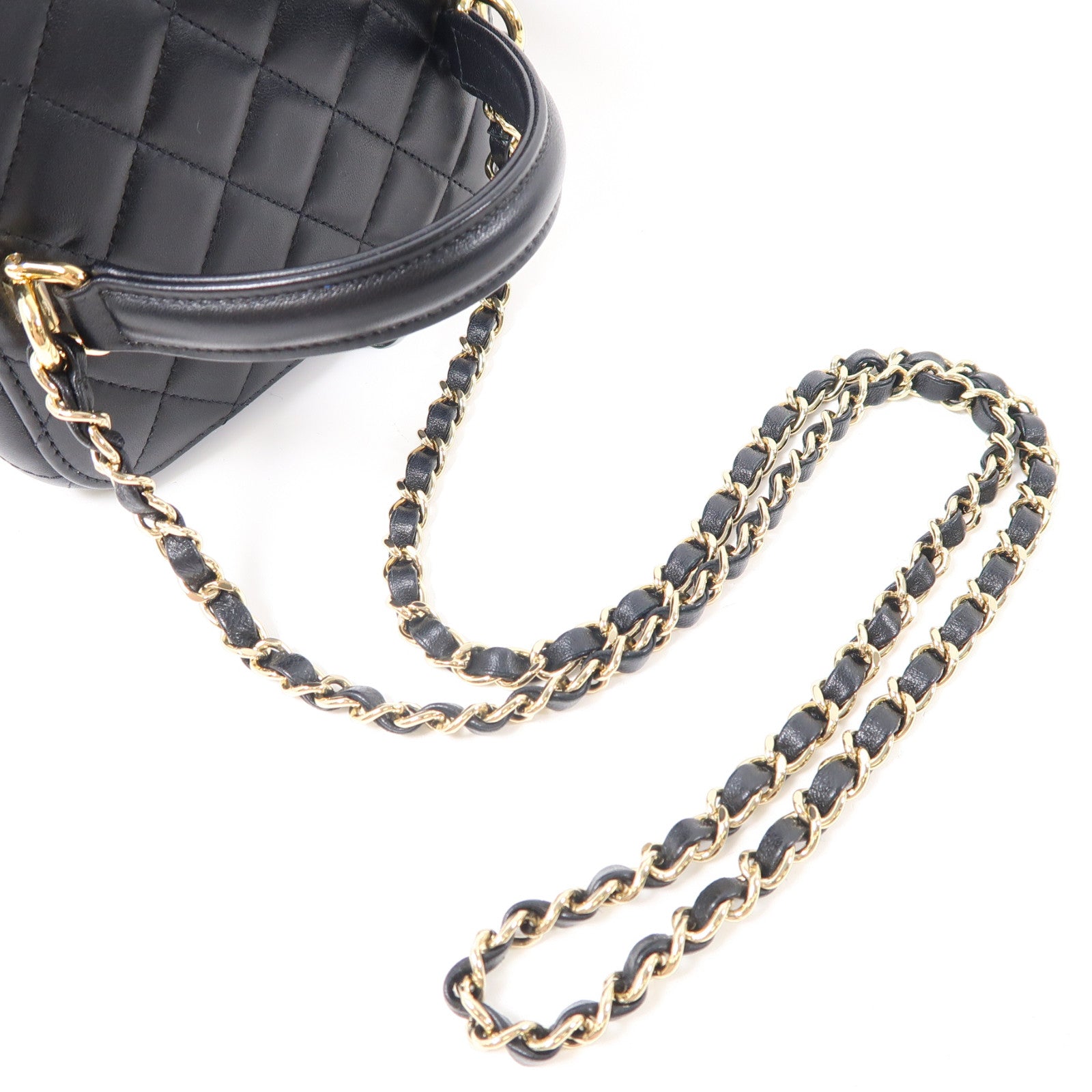 CHANEL (PRICE DOWN) Quilted CC GHW Vanity Chain Shoulder 2 Way Bag Lambskin Leather Black