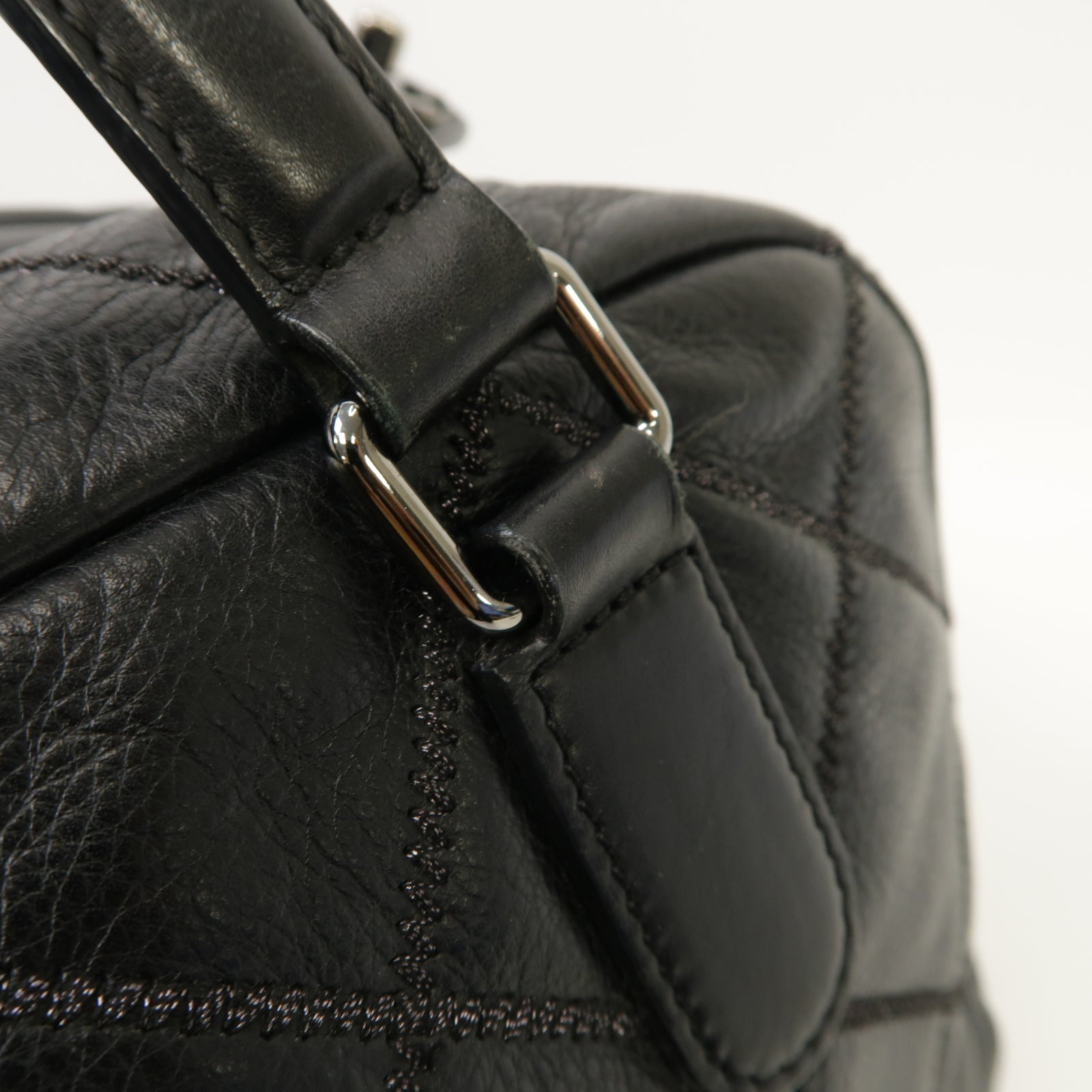 CHANEL 【激減優惠】牛皮皮革Totebag銀扣手挽袋黑色