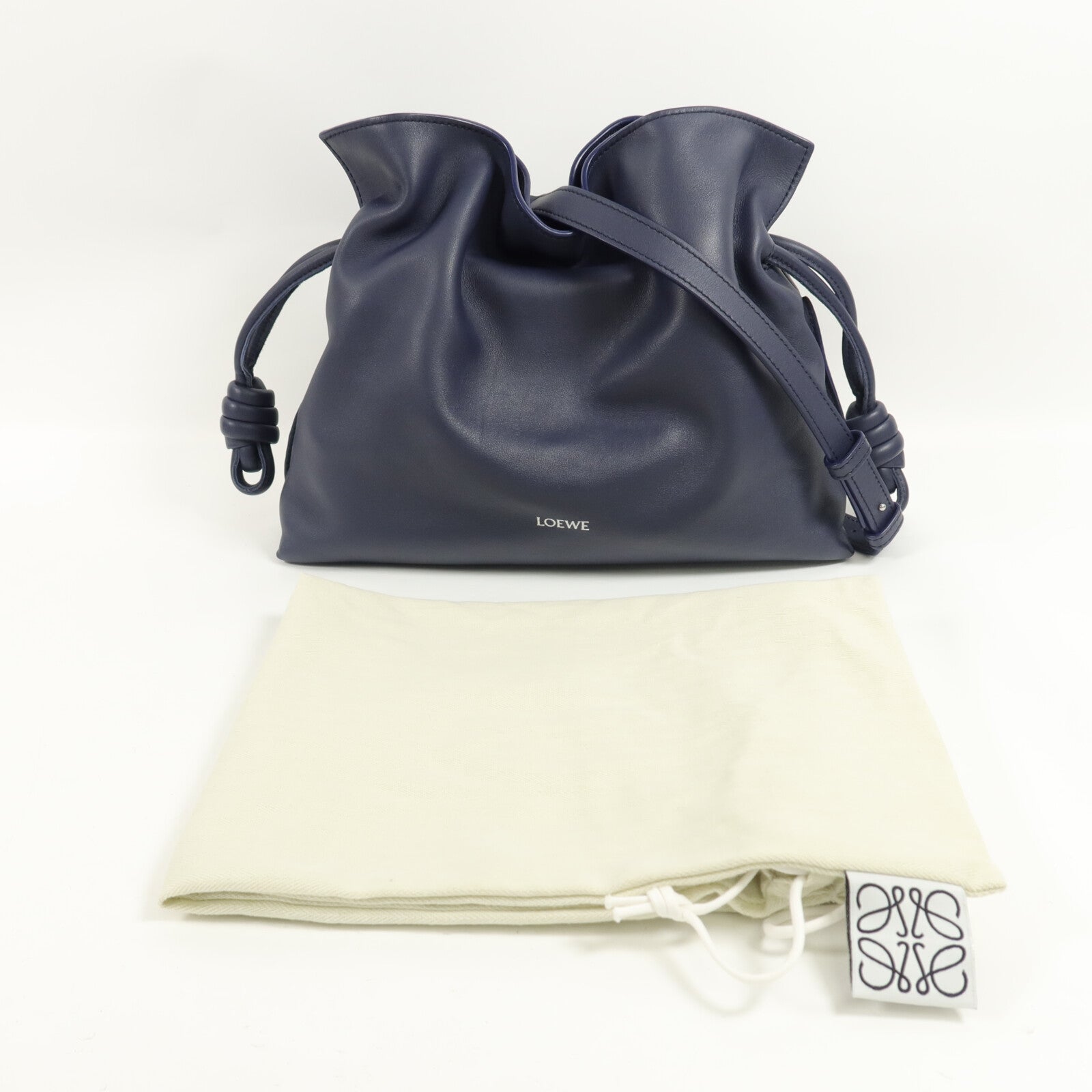 LOEWE 牛皮皮革Medium Flamenco Clutch肩背袋