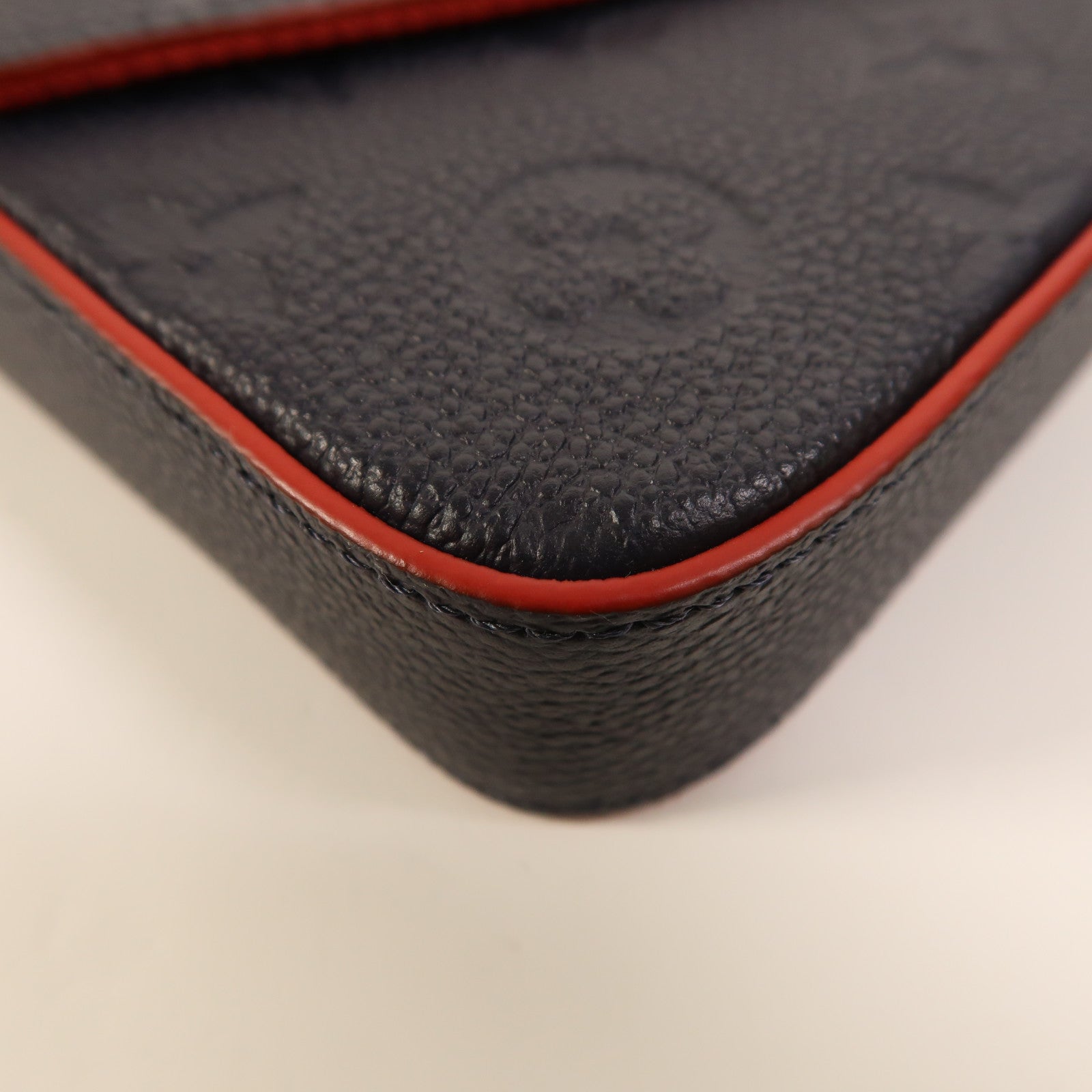 LOUIS VUITTON Monogram Empreinte Pochette Felicie金扣鏈帶肩背袋