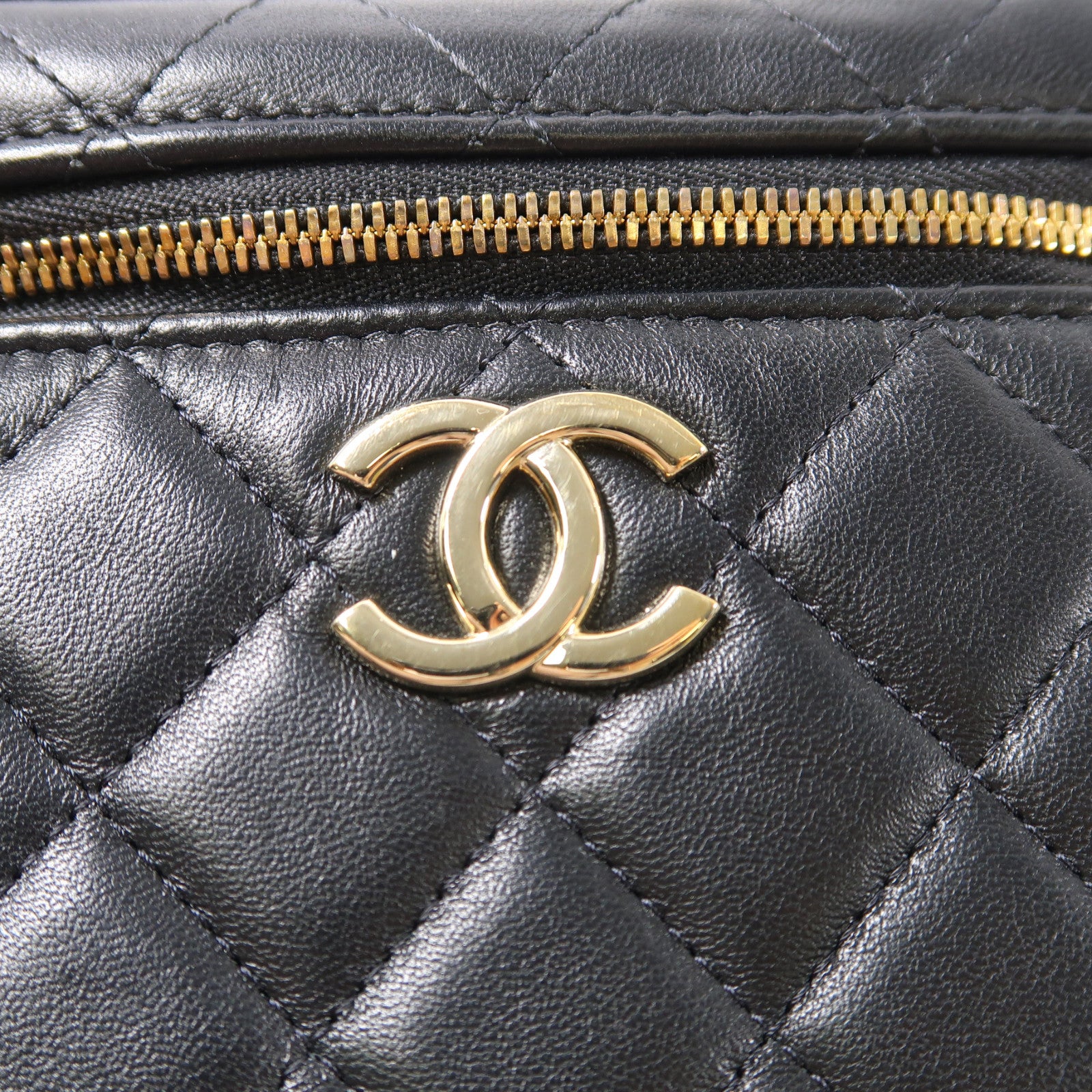 CHANEL 【激減優惠】菱格羊皮皮革Vanity Chain Shoulder金扣鏈帶手挽肩背兩用袋黑色