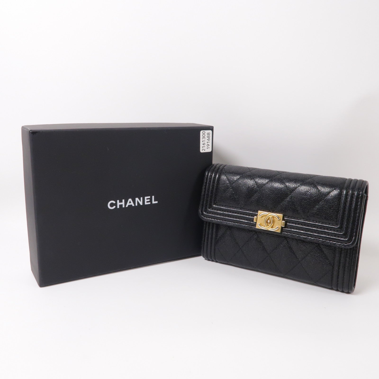 CHANEL 菱格Caviar皮革Wallet金扣折疊錢包黑色