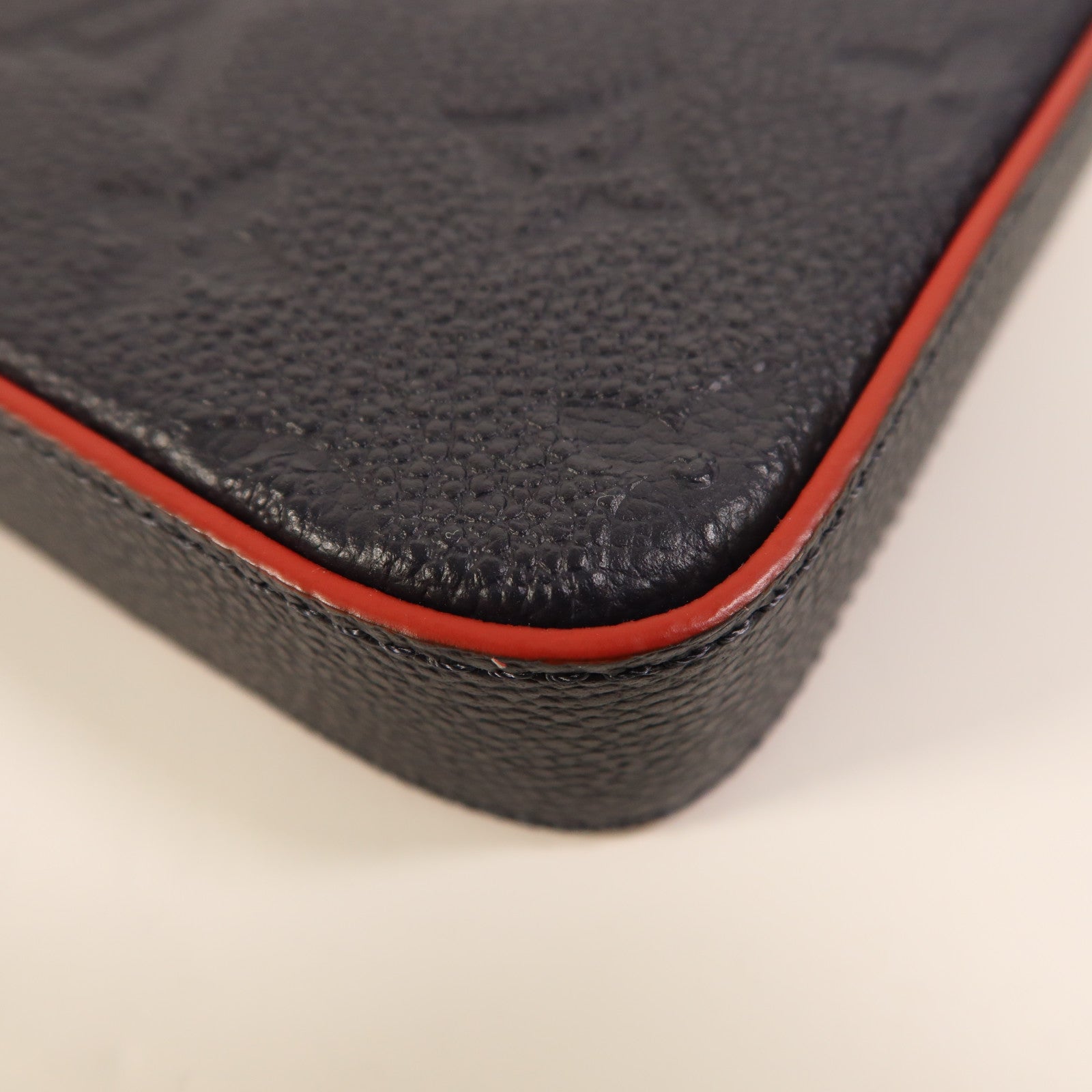 LOUIS VUITTON Monogram Empreinte Pochette Felicie金扣鏈帶肩背袋