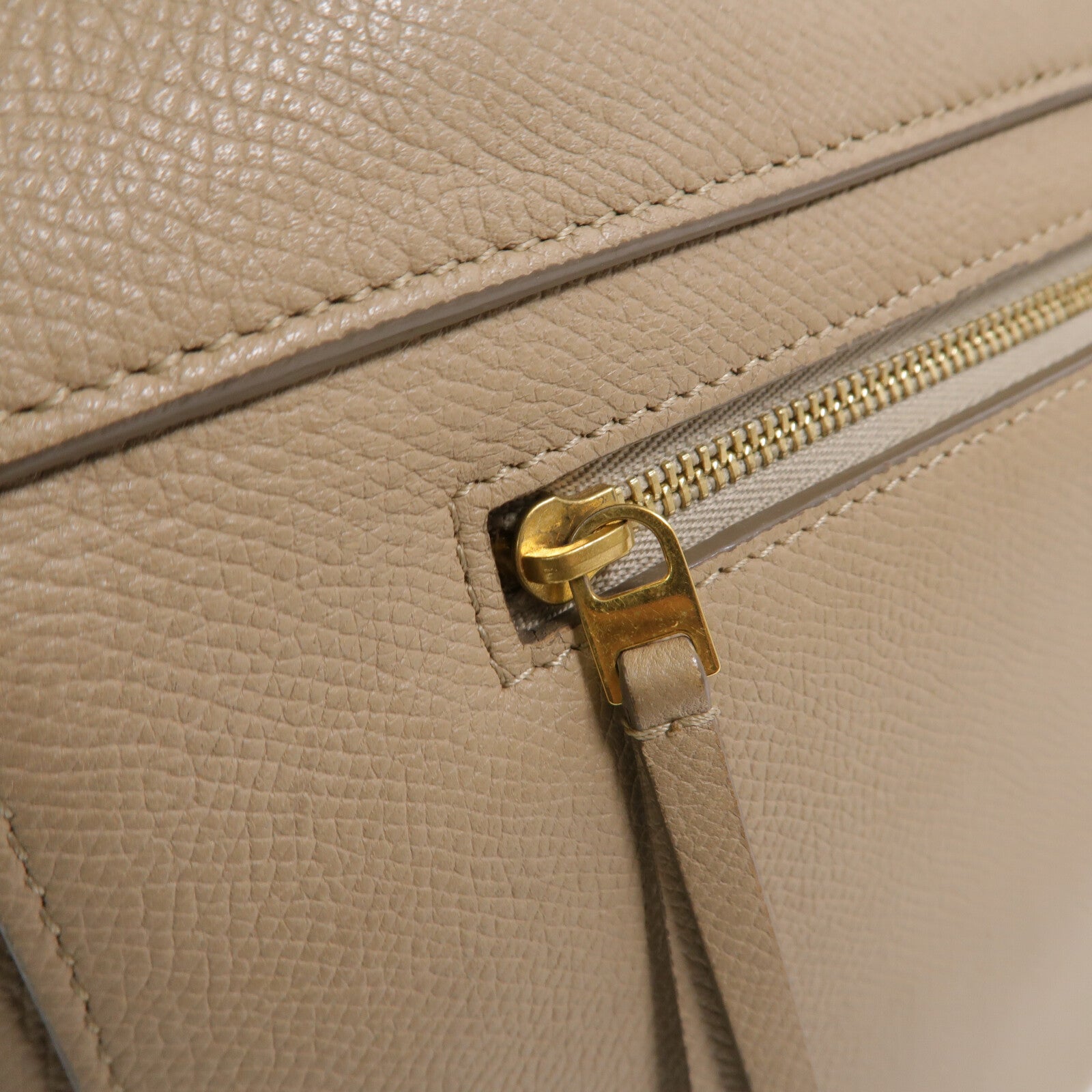 CELINE 牛皮皮革Micro Belt Bag手挽袋