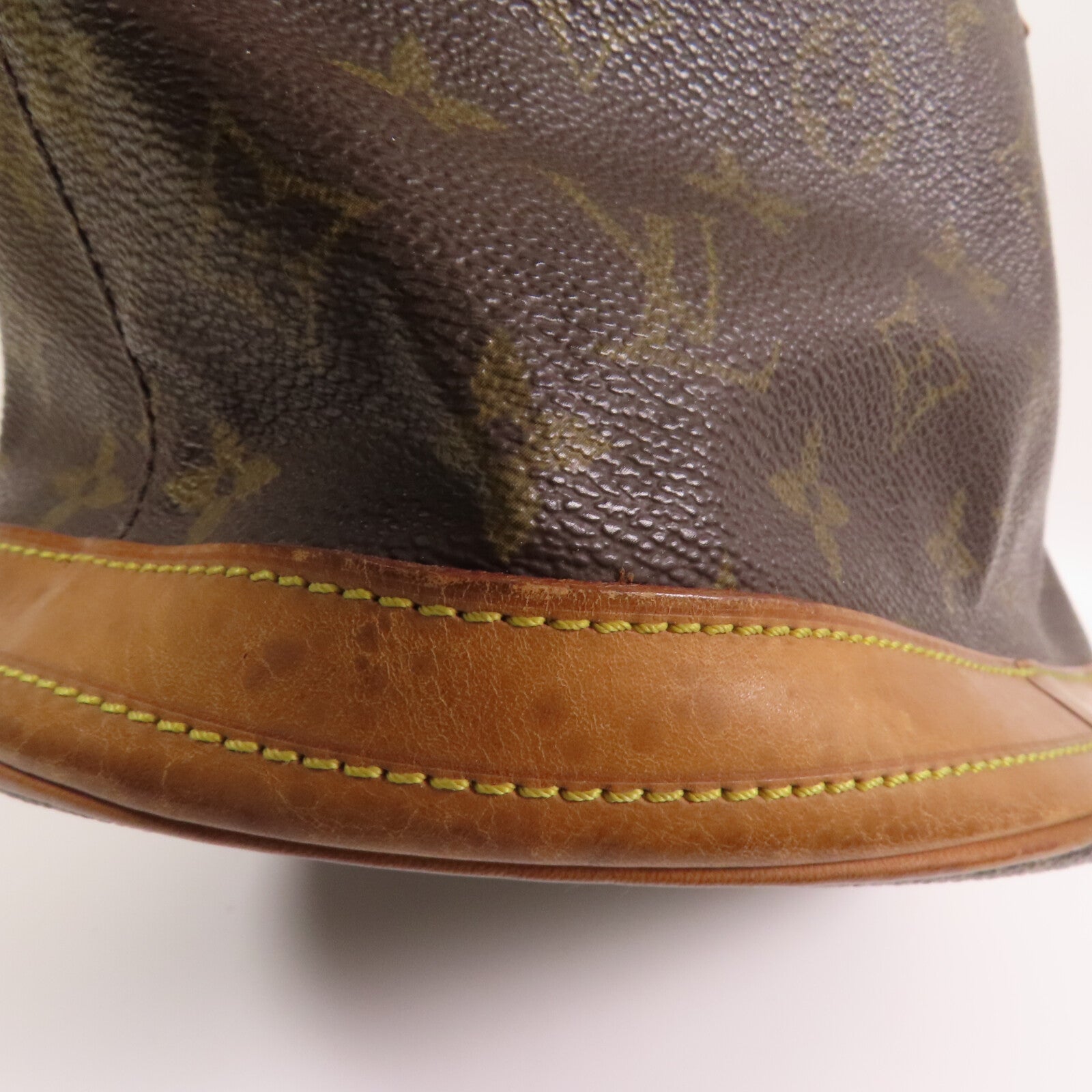 LOUIS VUITTON Monogram Petit Bucket肩背袋