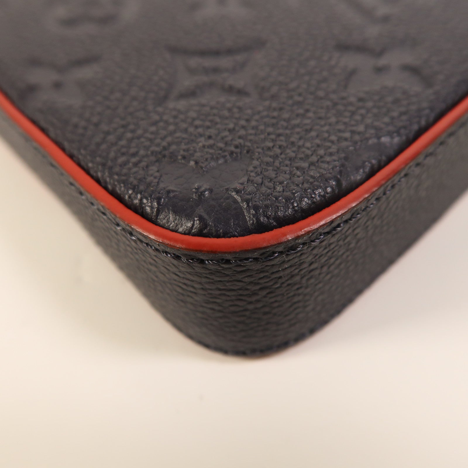 LOUIS VUITTON Monogram Empreinte Pochette Felicie金扣鏈帶肩背袋