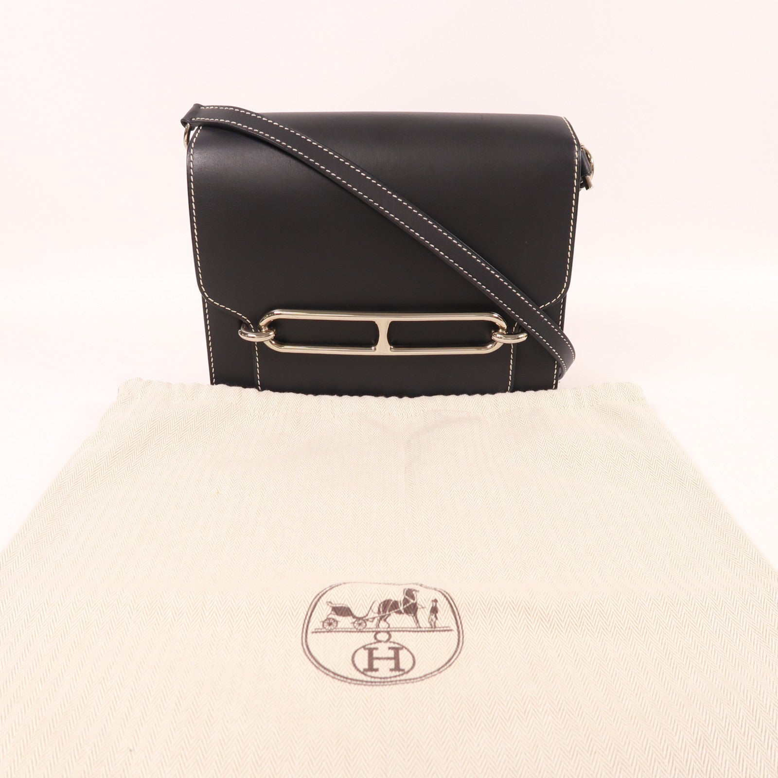 HERMES Evercolor皮革Roulis 23銀扣肩背袋Noir