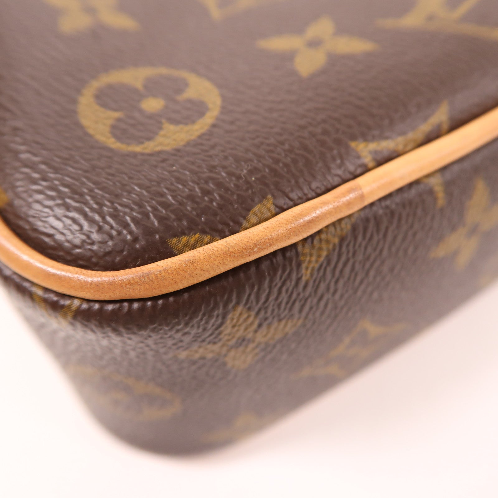 LOUIS VUITTON Monogram Game On Coeur金扣肩背袋啡色